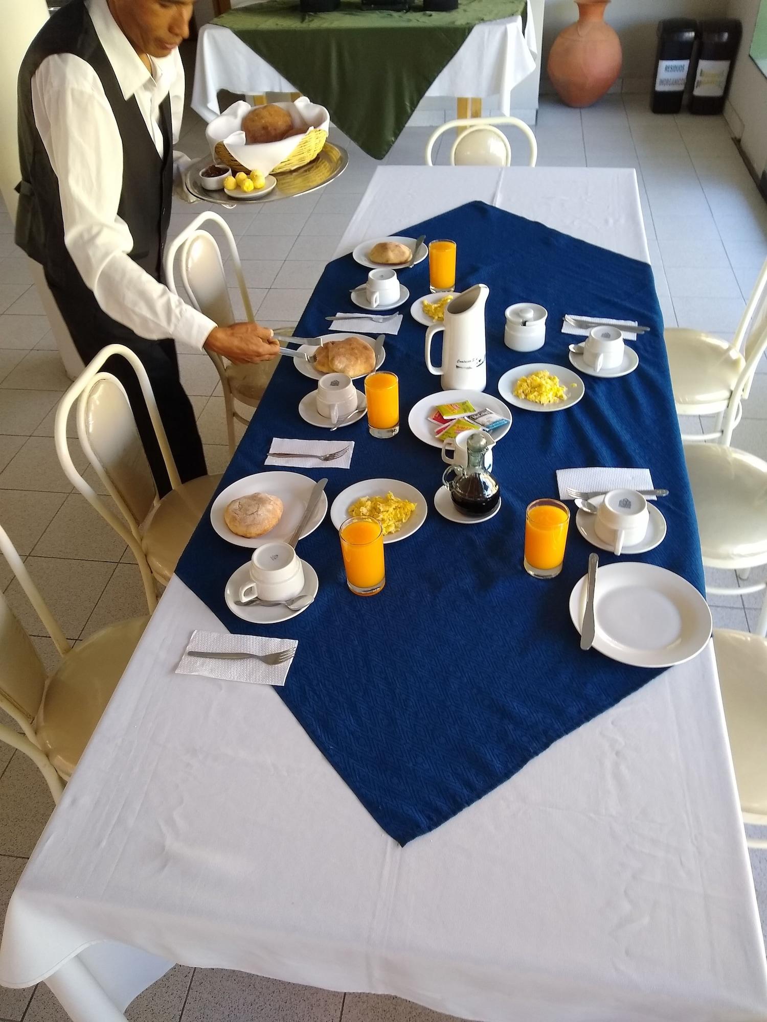 Restaurant Hotel Comtucar Carhuaz