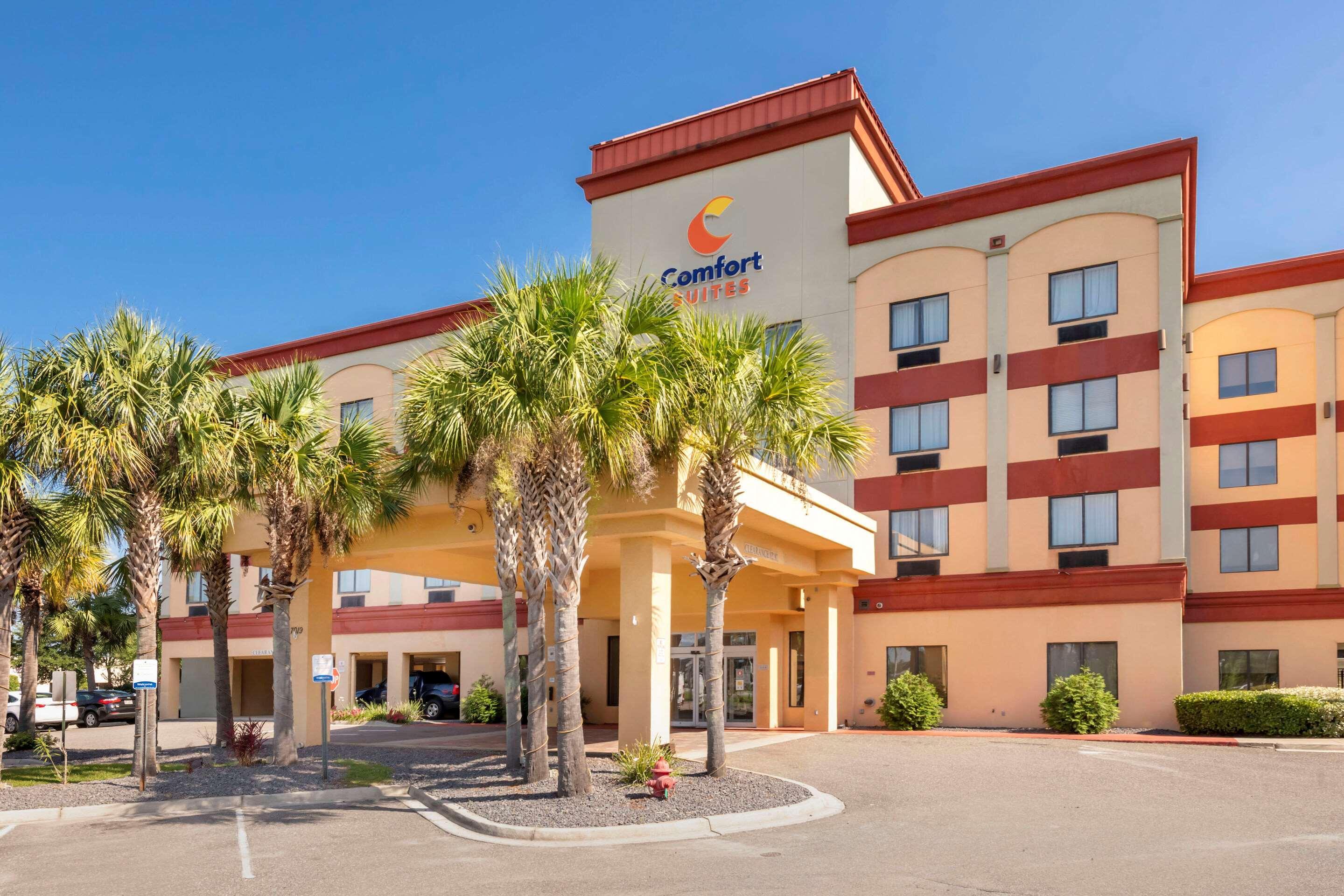 Vista Exterior Comfort Suites West Jacksonville
