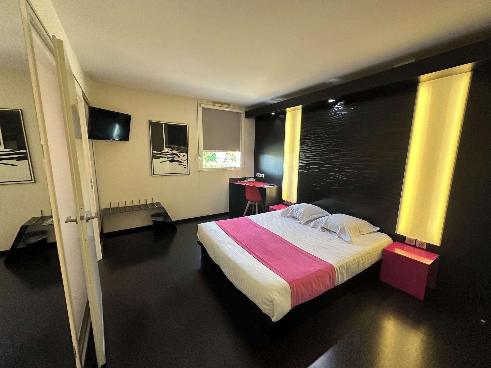 Varios Hôtel Gardénia