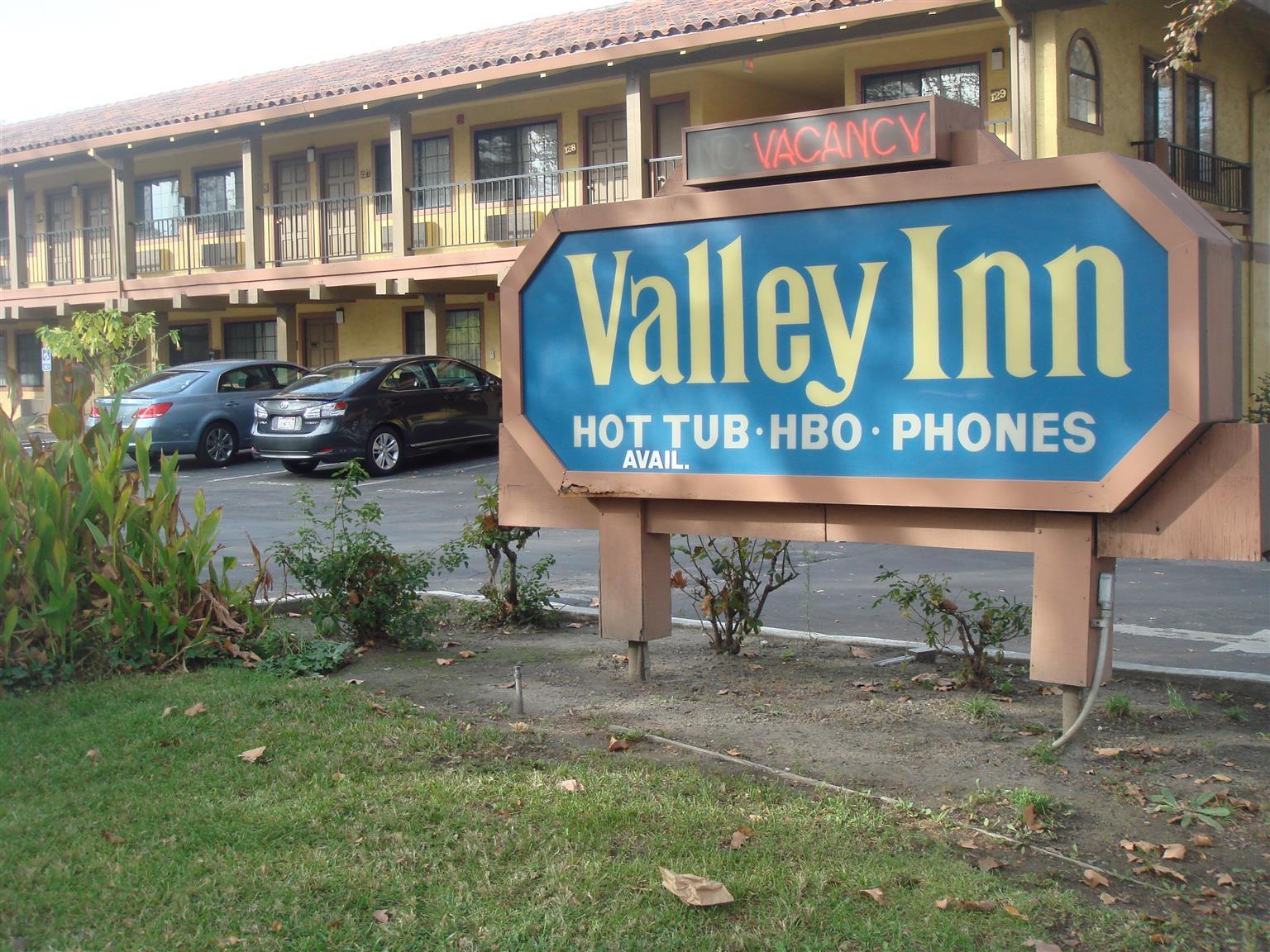 Vista Exterior Valley Inn San Jose