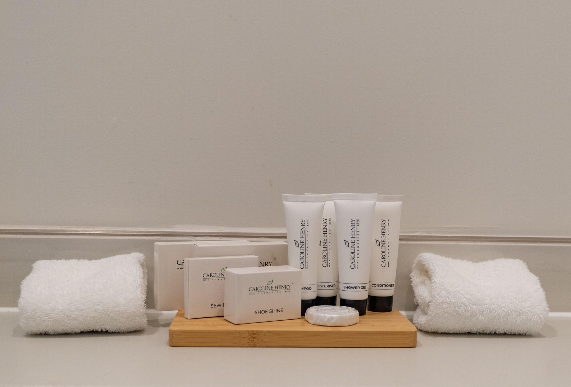 Set de Habitación MJP @ The Shepherds