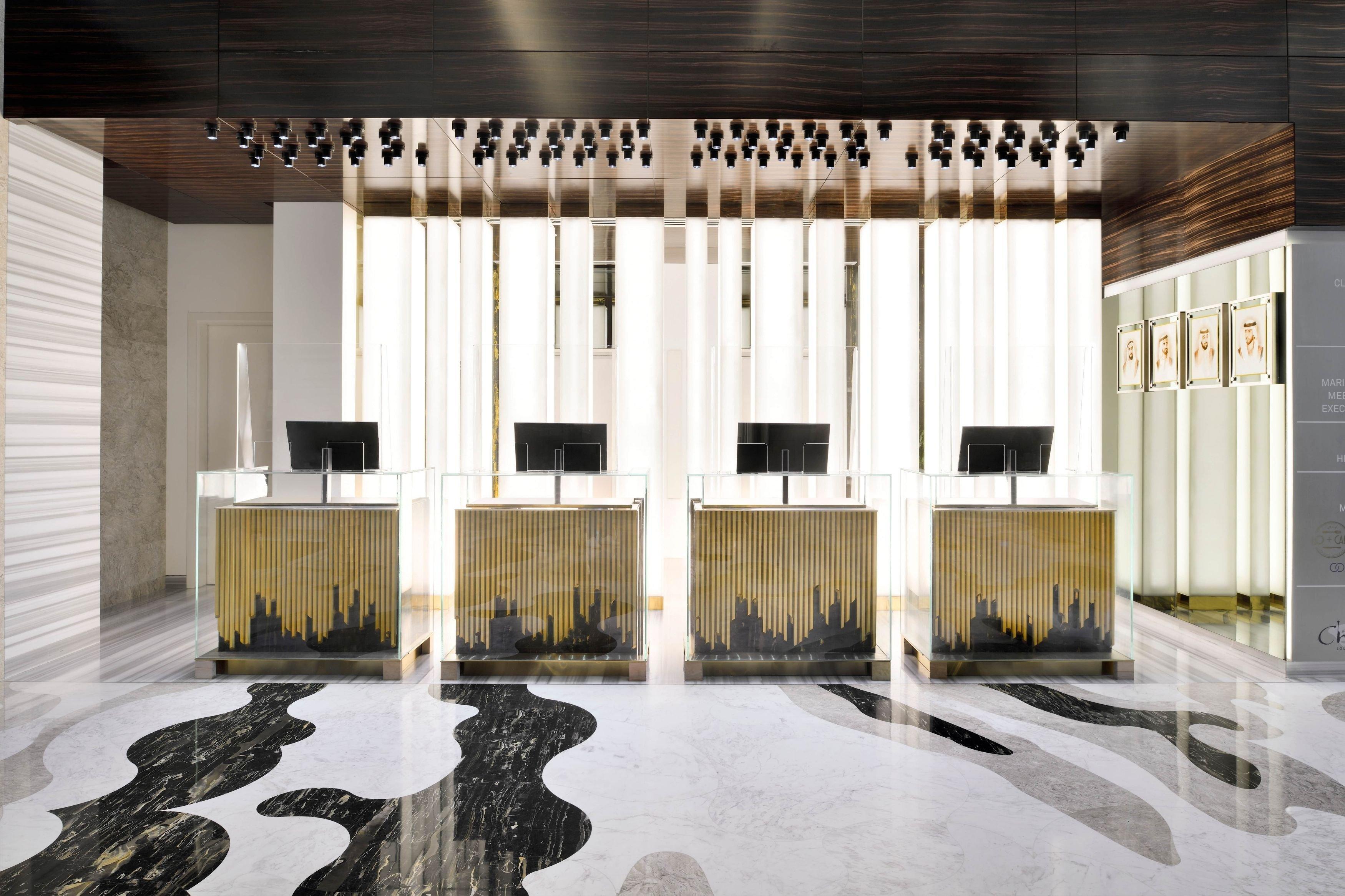 Vista Exterior Crowne Plaza Dubai Marina by IHG
