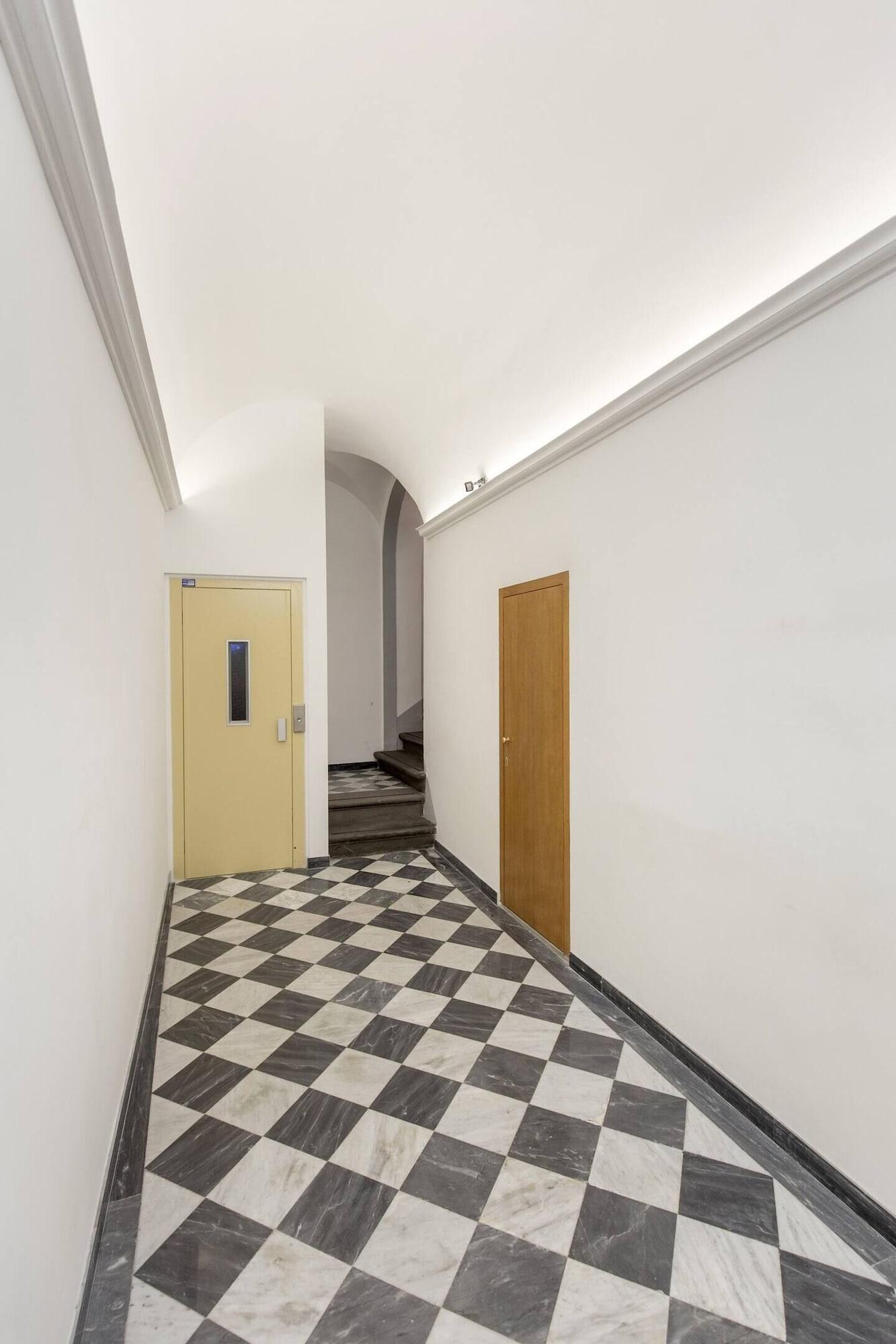 Vista Lobby Pallottole Duomo Apartments