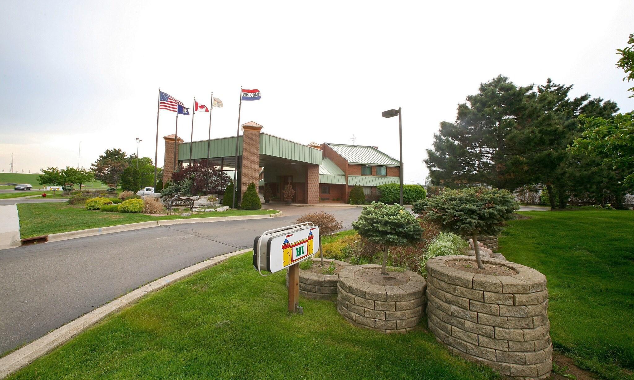 Vista Exterior Marvin's Garden Inn