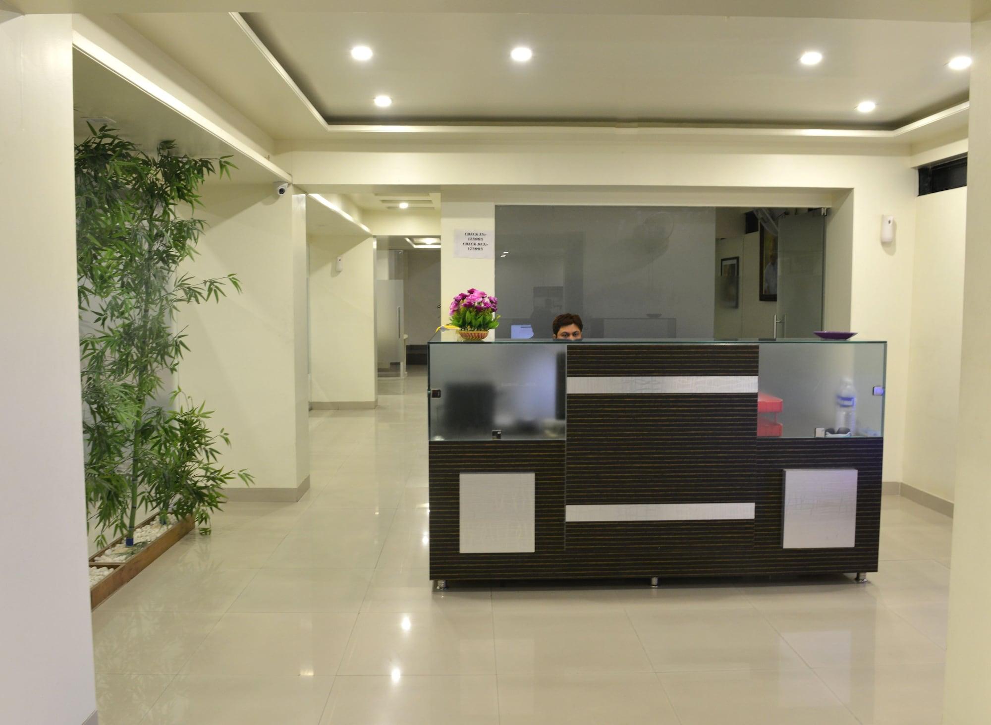 Vista Lobby Hotel Suresh Inn