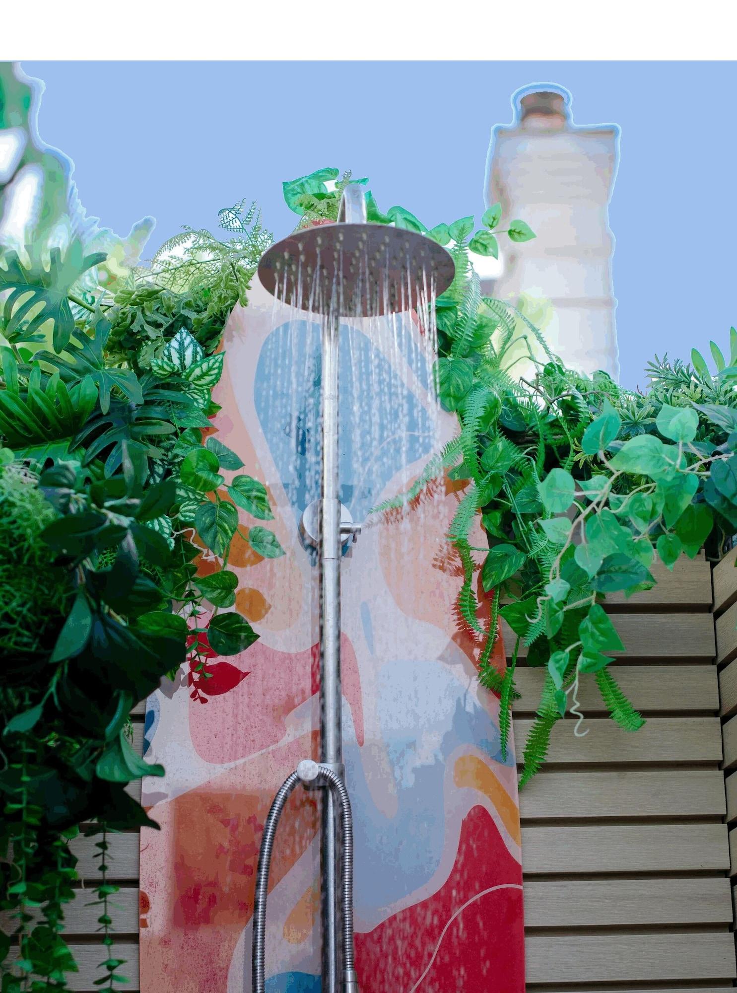 Vista Exterior Boardwalk Hotel: Bikes, Boards & Beach Gear Included