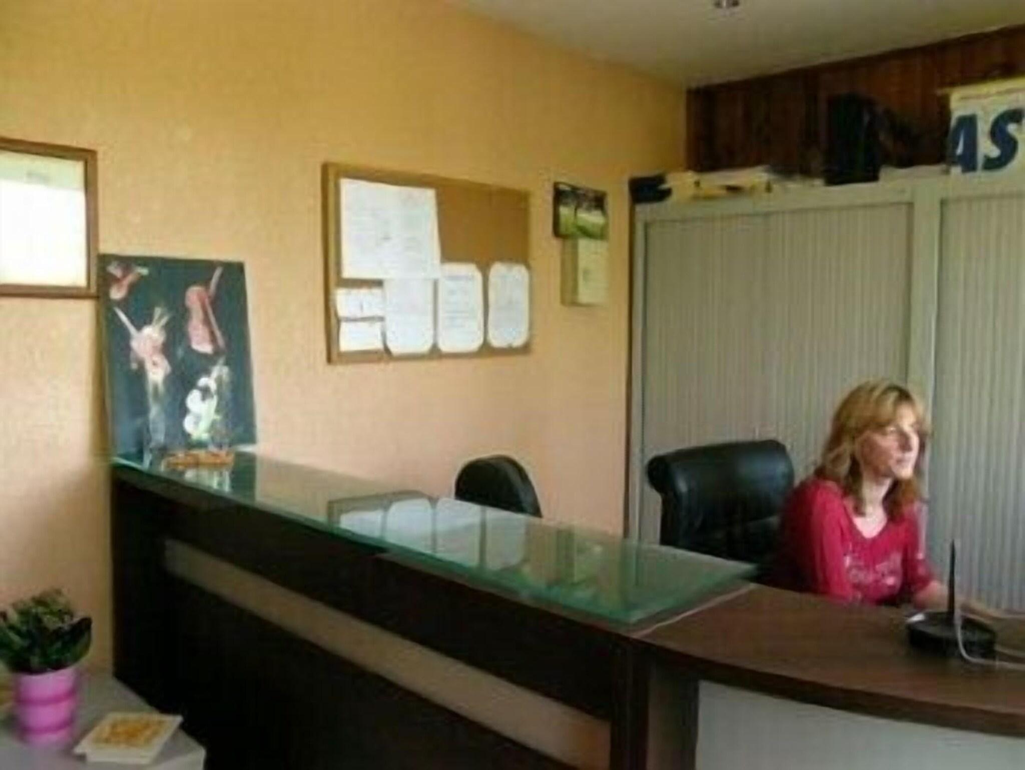 Vista Lobby La Tour Du Loup