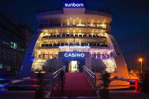 Alojamiento - Sunborn Gibraltar Yacht Hotel Resort