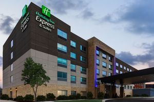 Alojamiento - Holiday Inn Expr & Suites Chicago O'Hare Airport