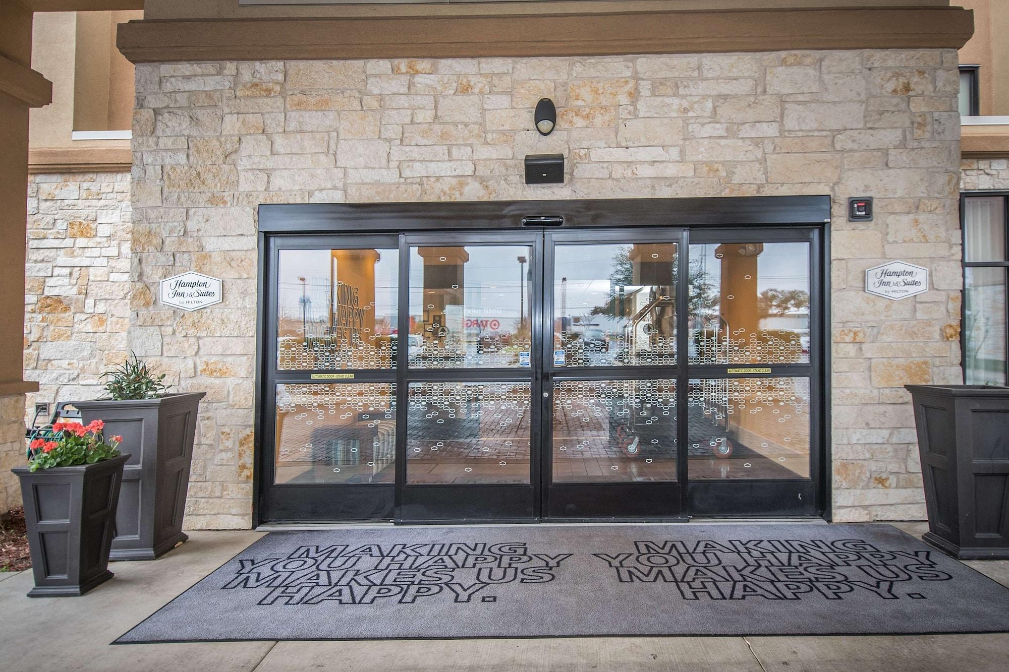 Vista Exterior Hampton Inn & Suites Selma-San Antonio-Randolph AFB Texas