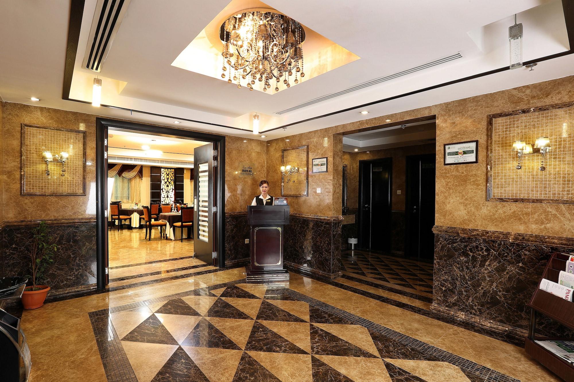 Restaurant Royal Grand Suite Hotel