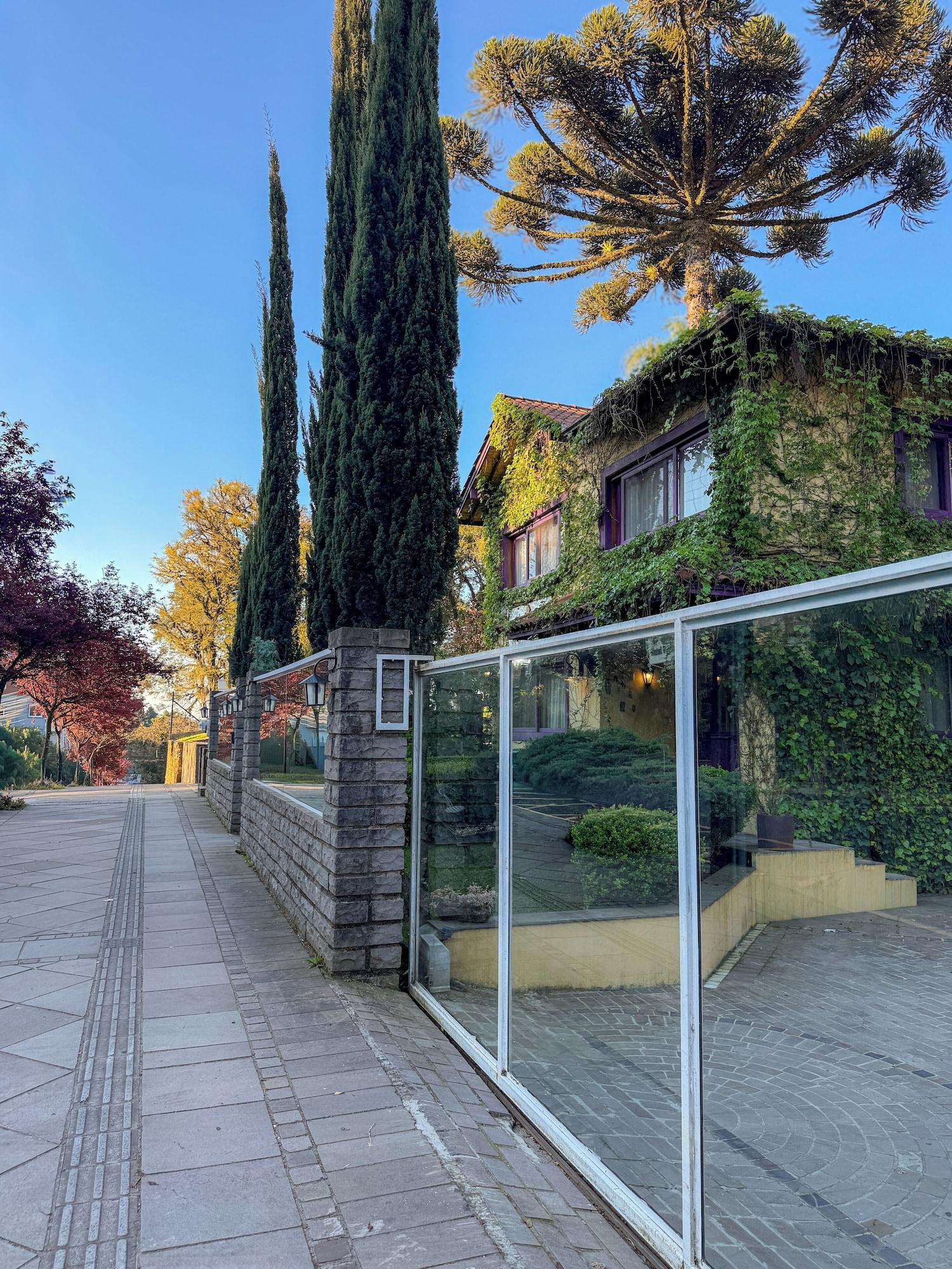 Varios Petit Hotel Provence Gramado Tissiani