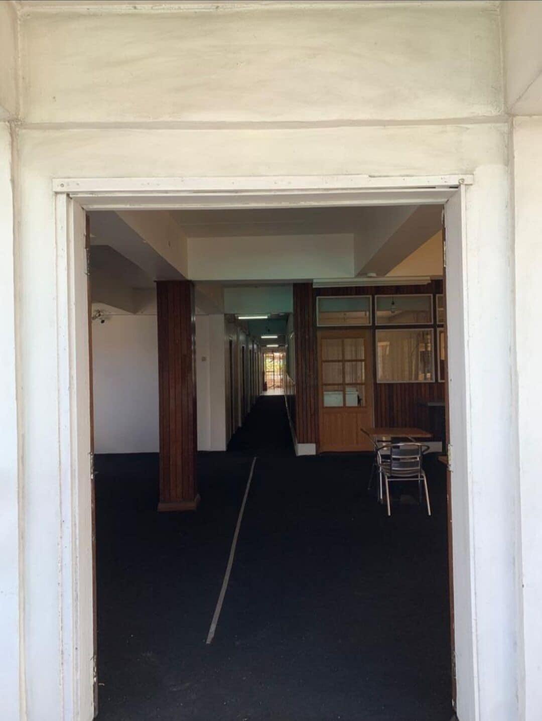 Vista Lobby Hotel Midnight