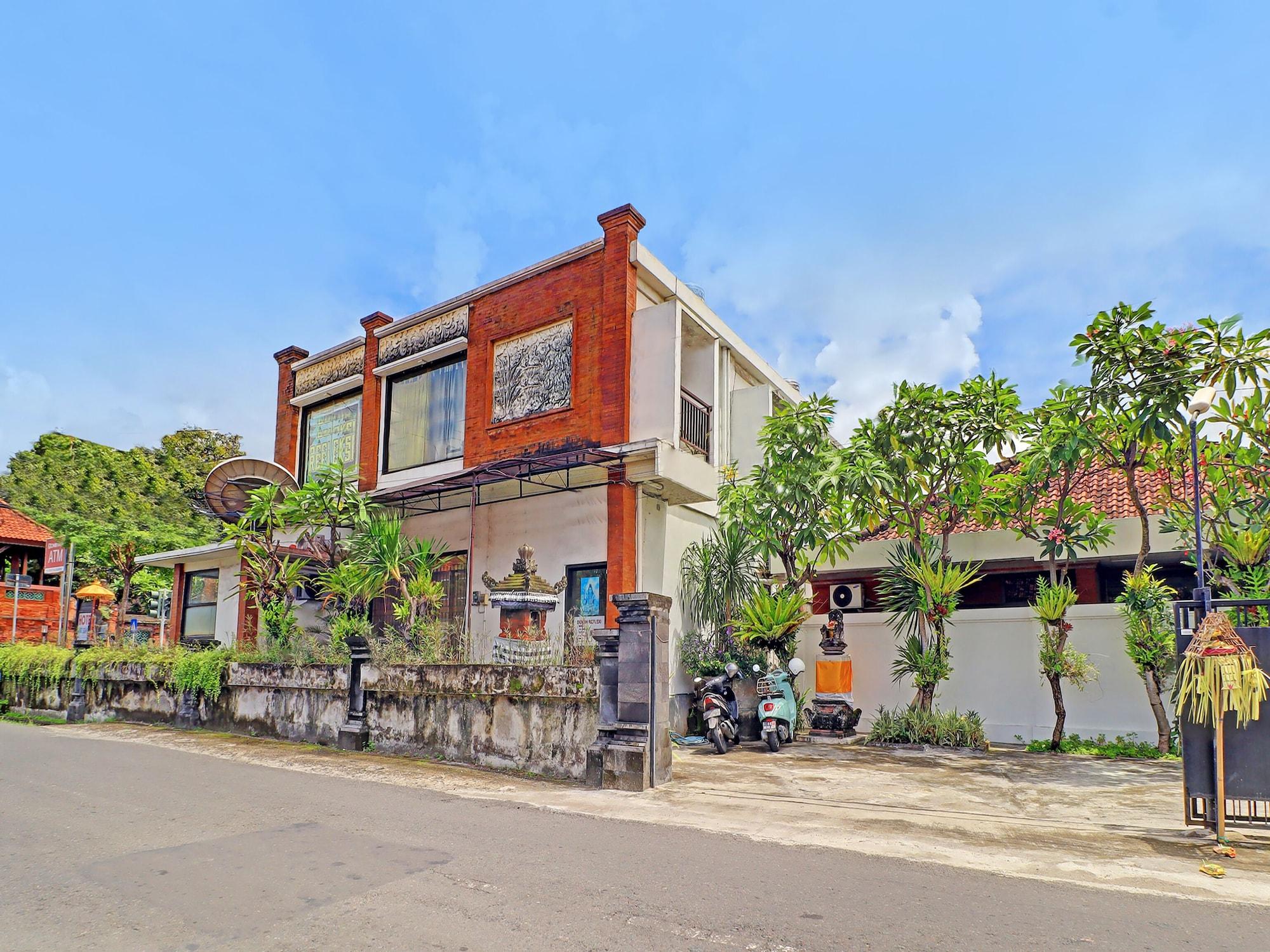 Vista Exterior OYO 91971 Hotel Puri Sokasati