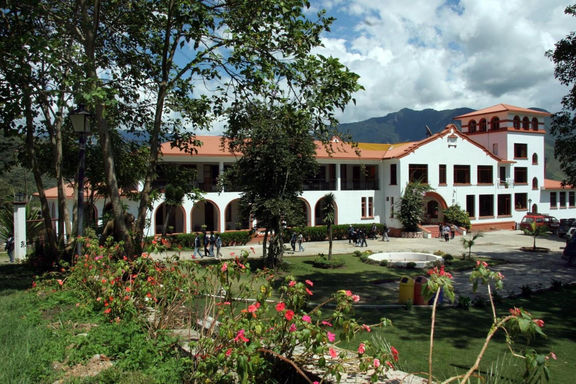 Vista Exterior Hotel Gloria Coroico