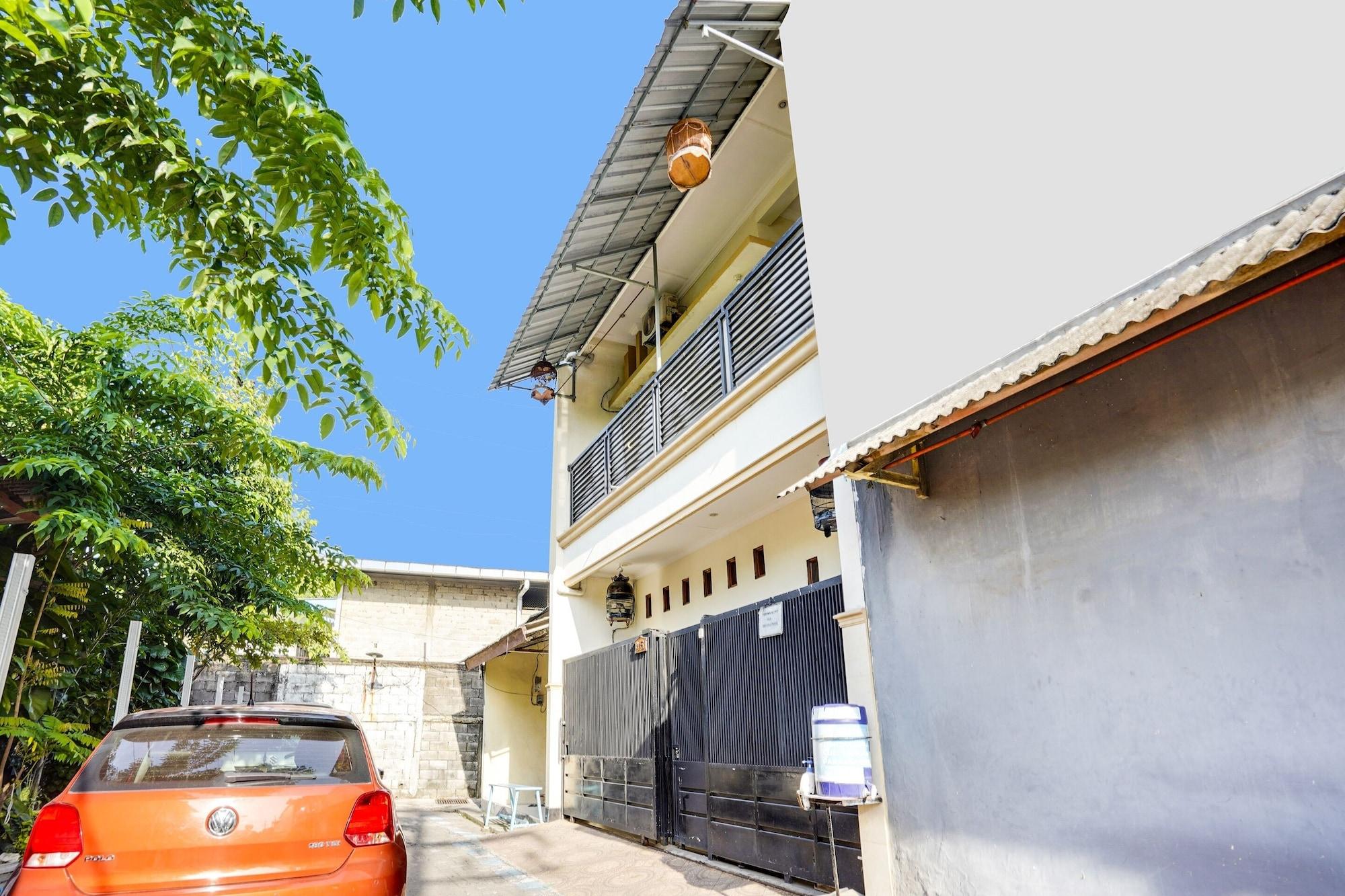 Varios OYO Life 91893 Kost Jeje Syariah