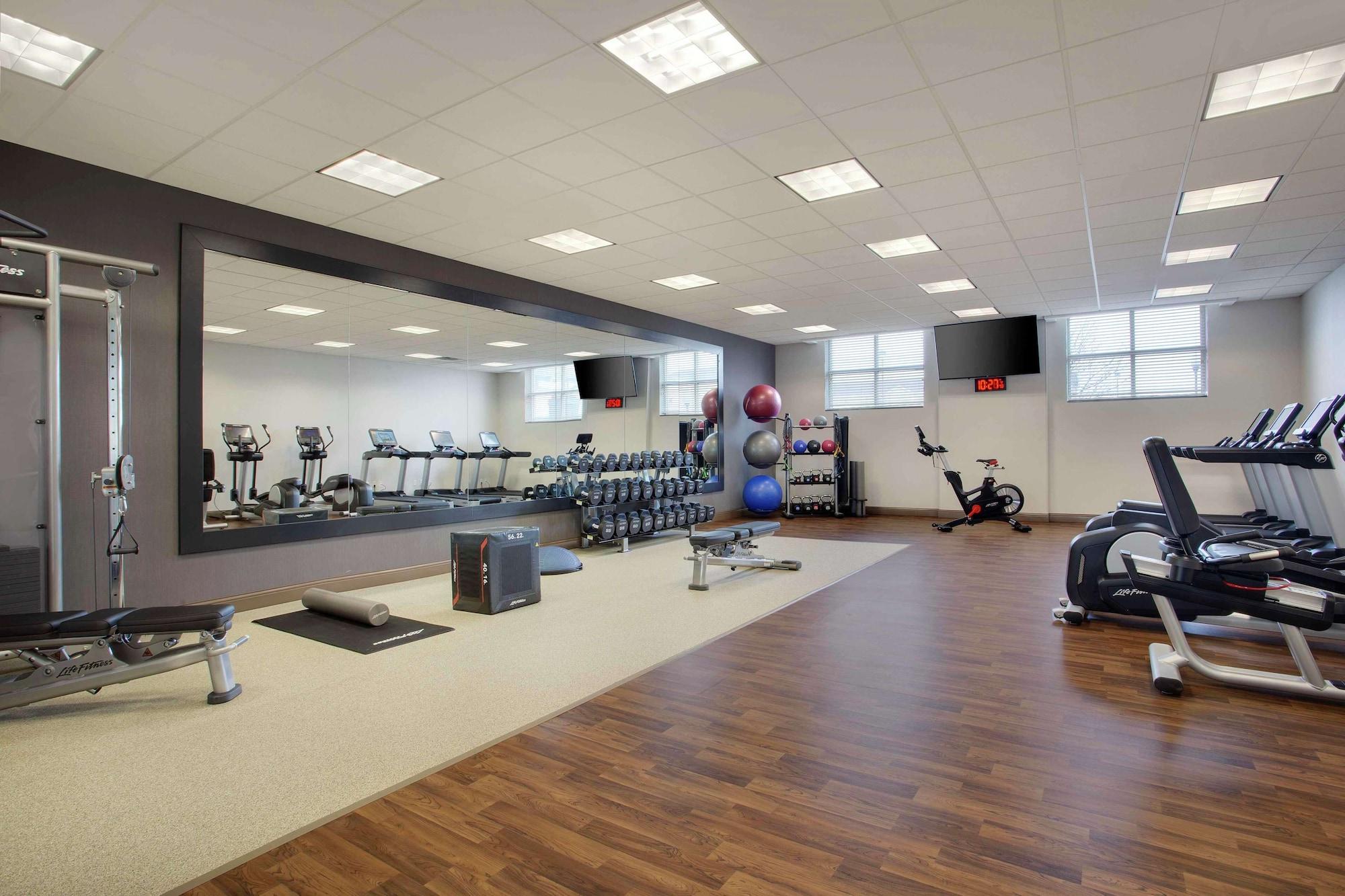 Gimnasio DoubleTree by Hilton Chicago Midway Airport
