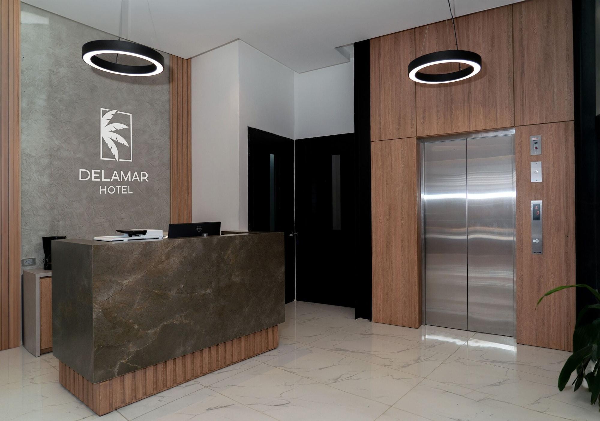 Vista Lobby Delamar Hotel