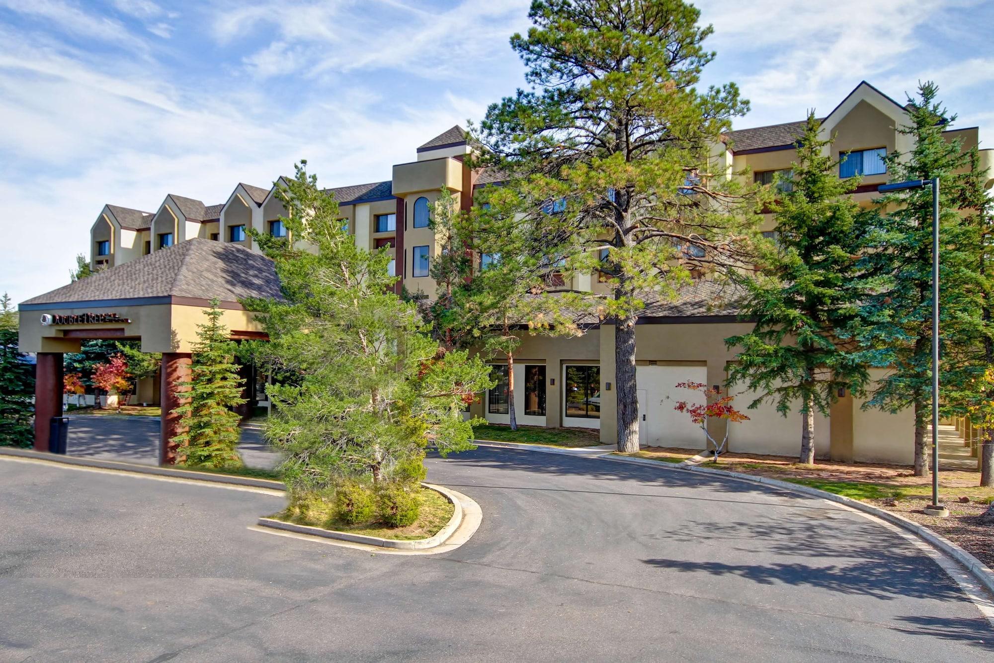 Vista Exterior DoubleTree by Hilton Hotel Flagstaff