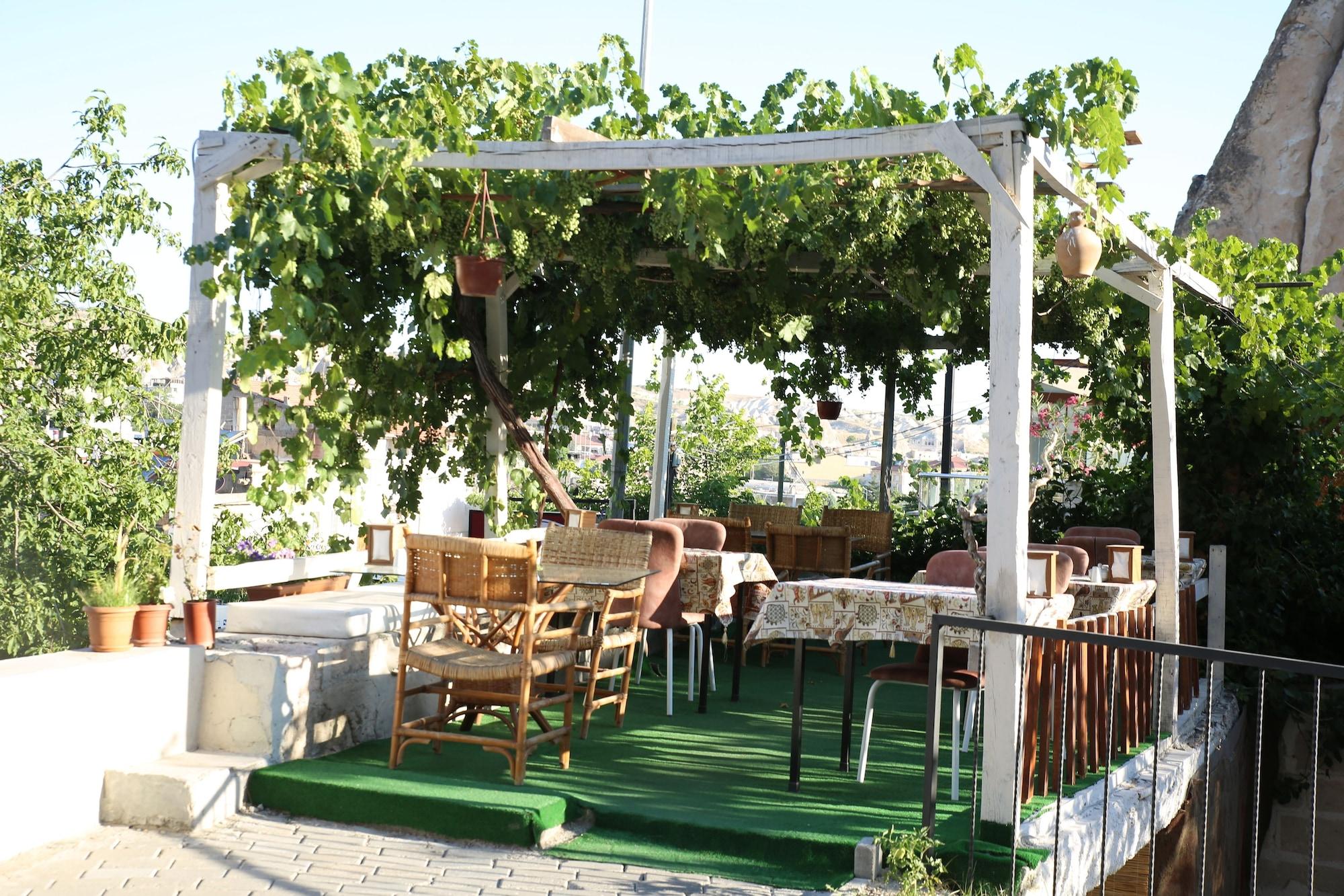 Restaurant Unicorn Cave Hotel