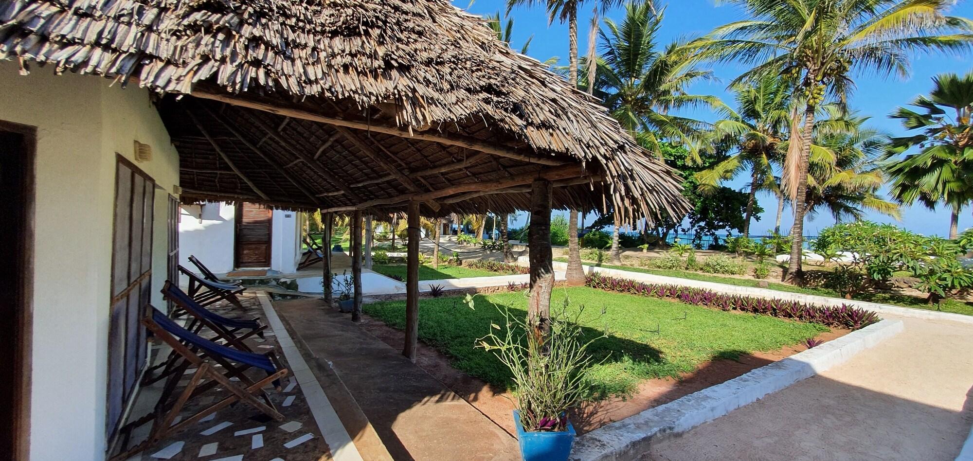 Bar/Salón Mbv Hotel Annex Family Rooms