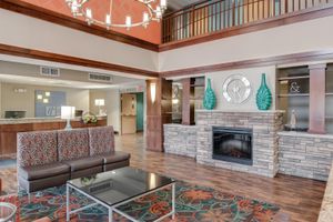 Alojamiento - Holiday Inn Express Hotel & Suites St. Cloud by IHG