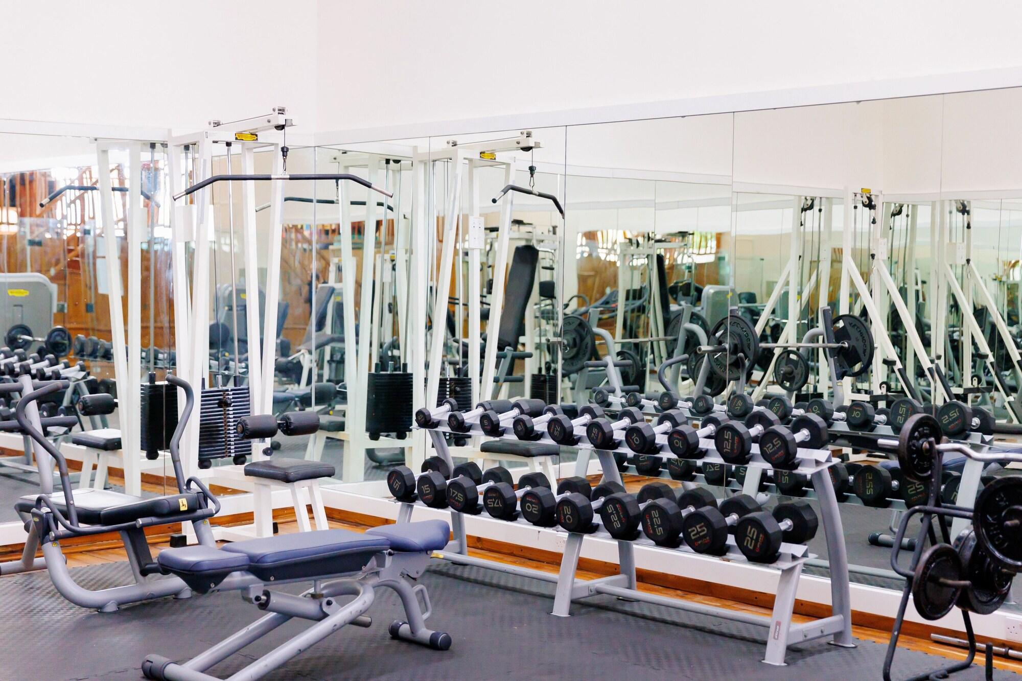 Gimnasio The Golden Coast Beach Hotel