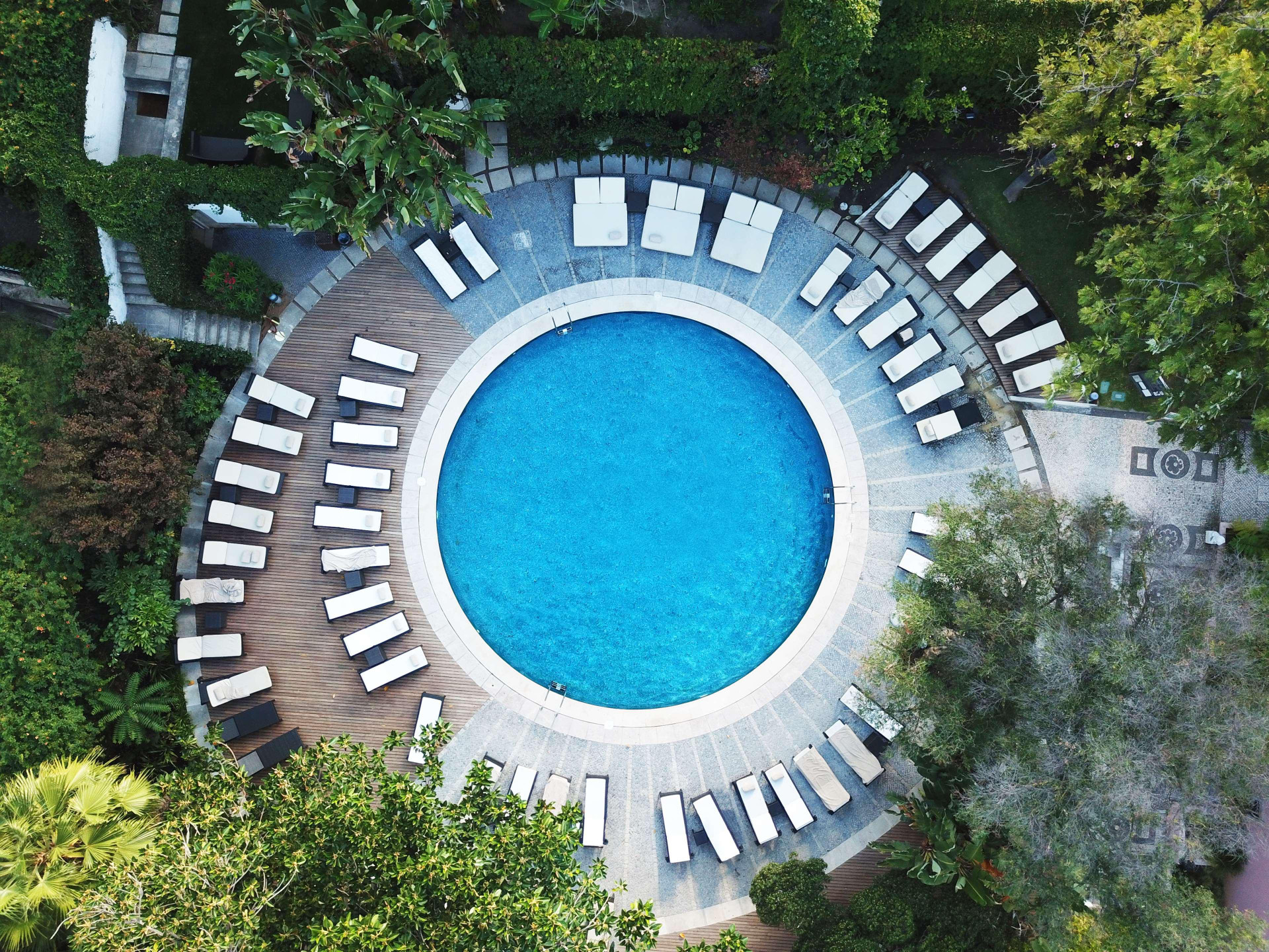 Vista Piscina Tivoli Avenida Liberdade Lisboa – A Leading hotel of the world