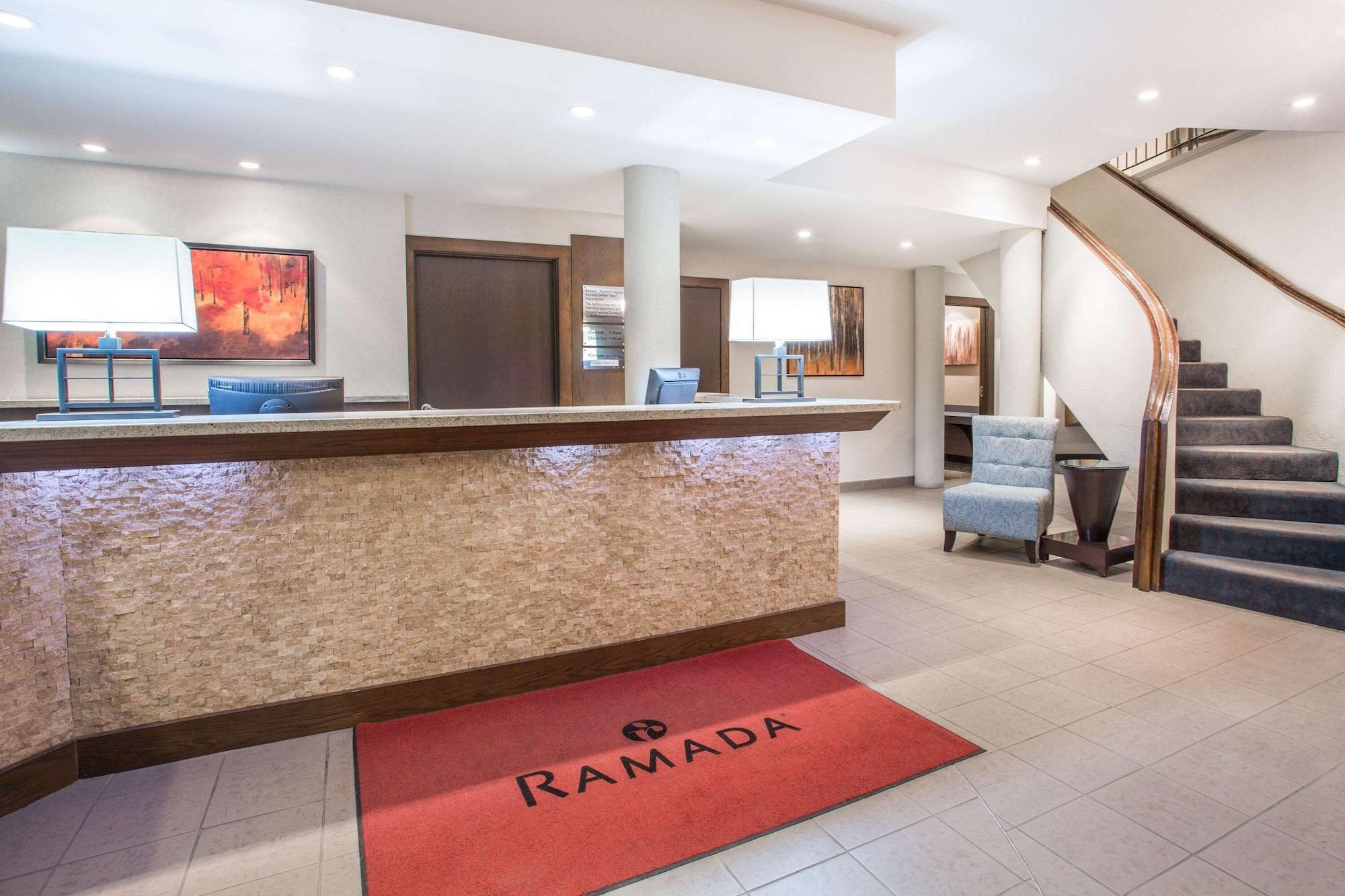 Vista Lobby Ramada by Wyndham Kamloops