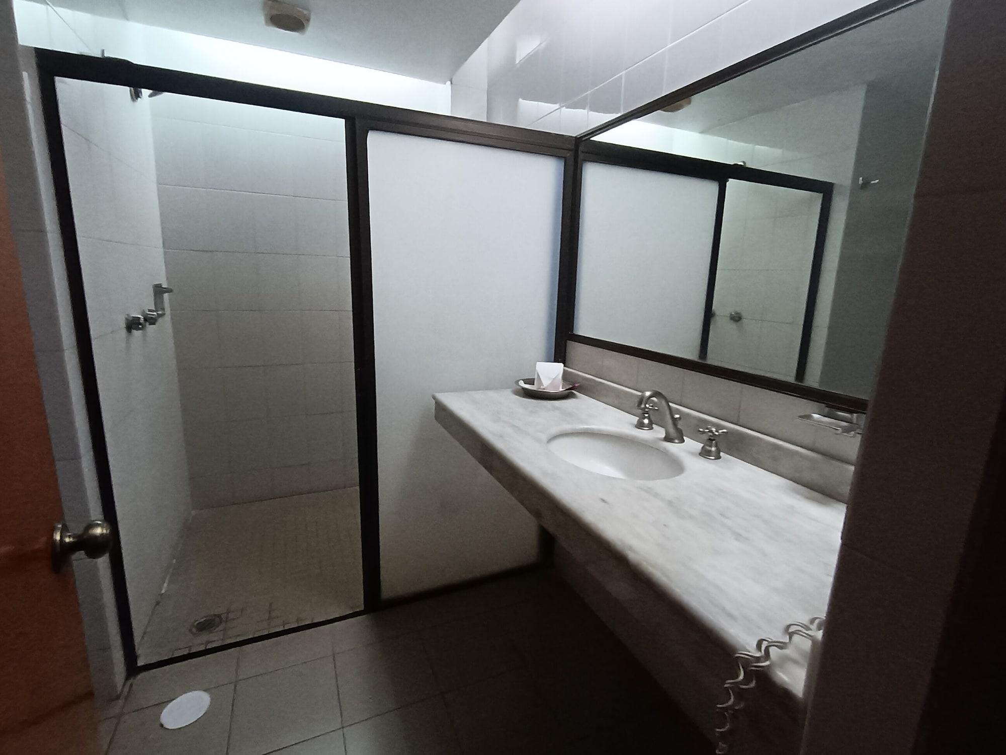 Equipamiento de Habitación Hotel América Colima