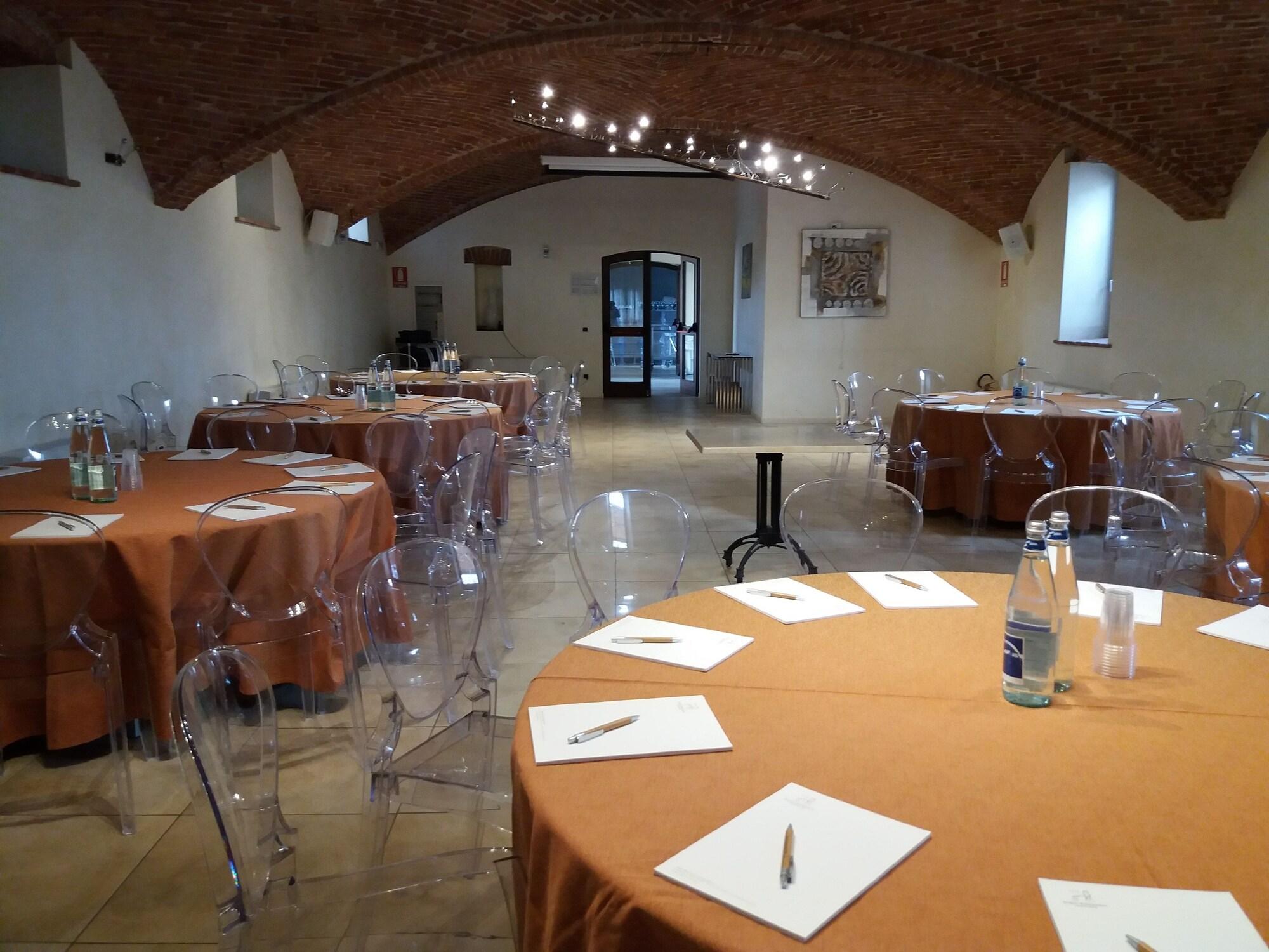 Sala de Reuniones Borgo Ramezzana Country House