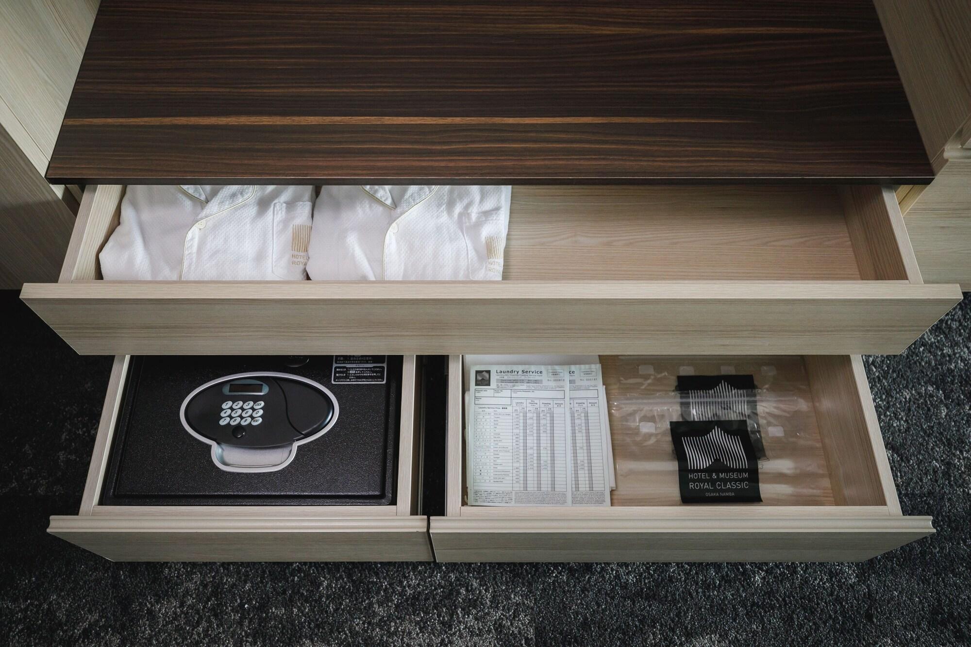 Set de Habitación Hotel Royal Classic Osaka