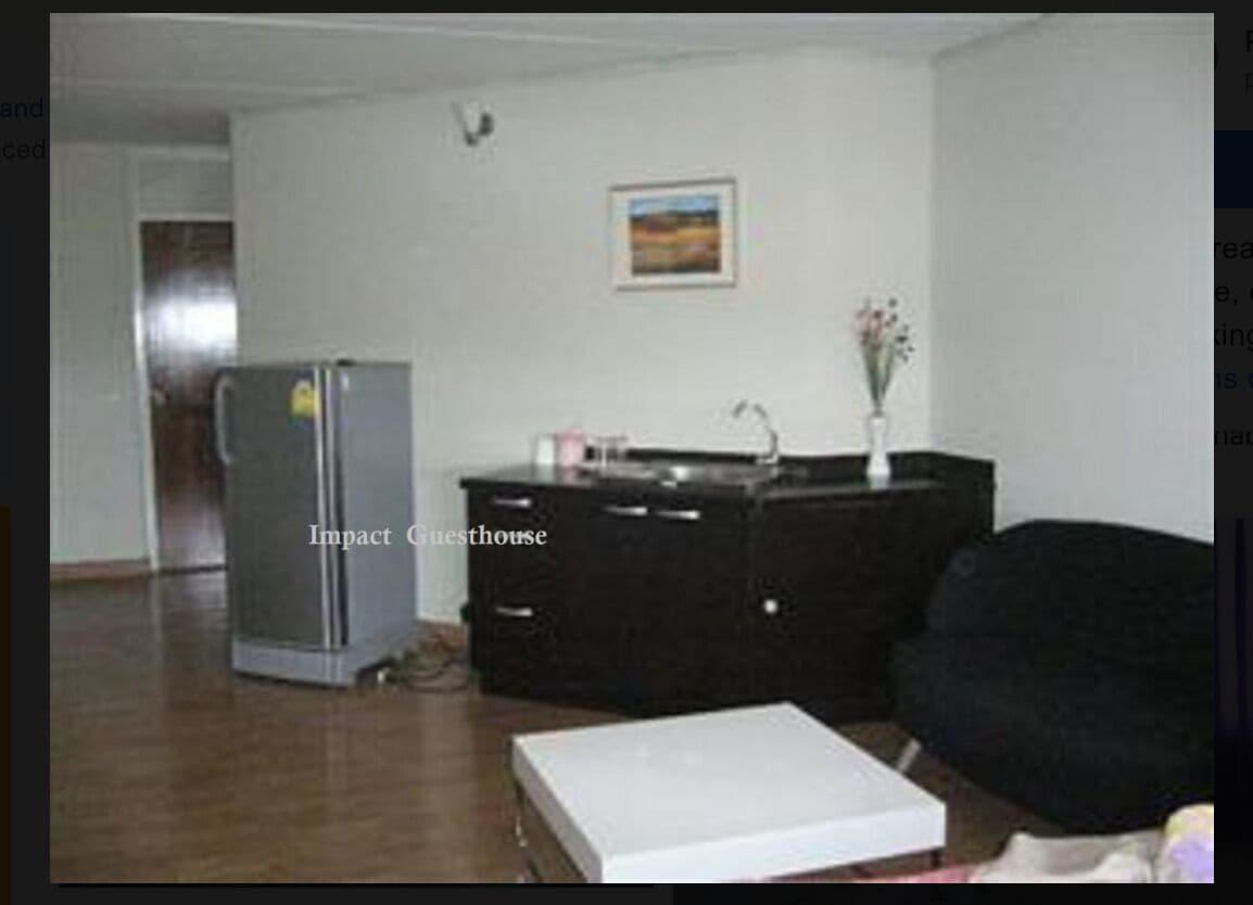 Restaurant Room-chan Kim Don Mueang Guest House Tri
