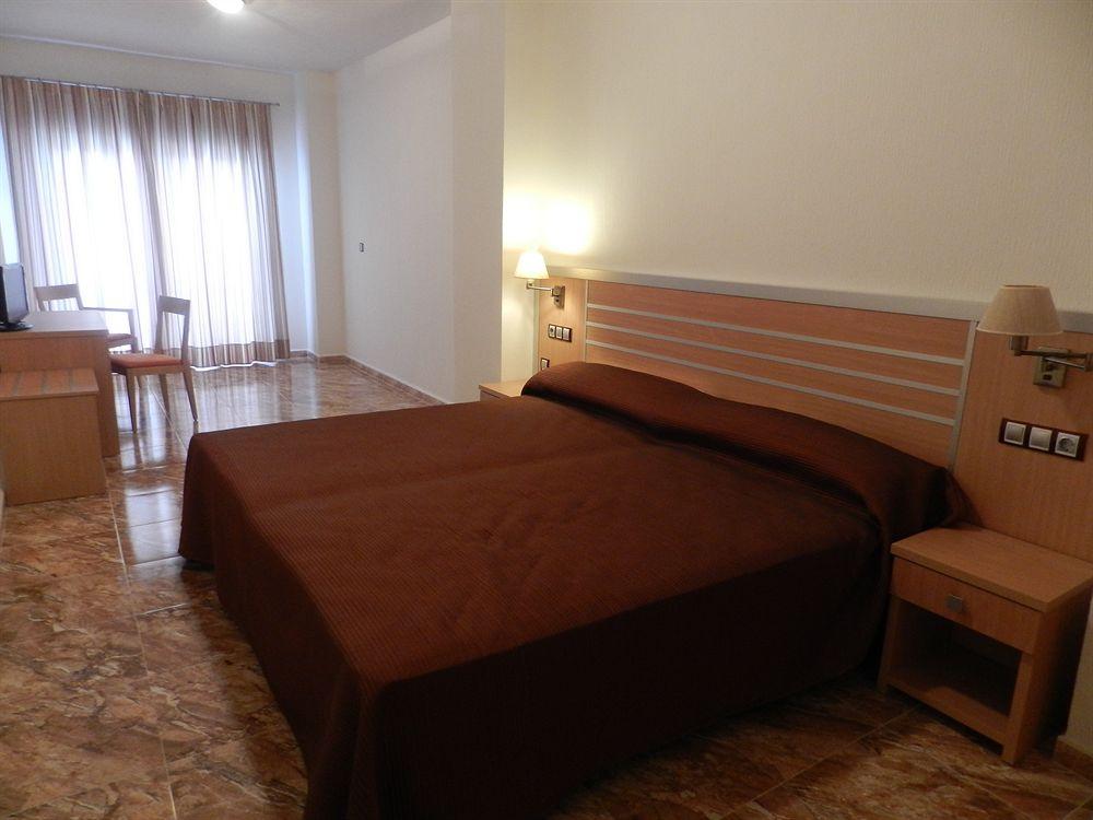 Habitación Hotel La Familia