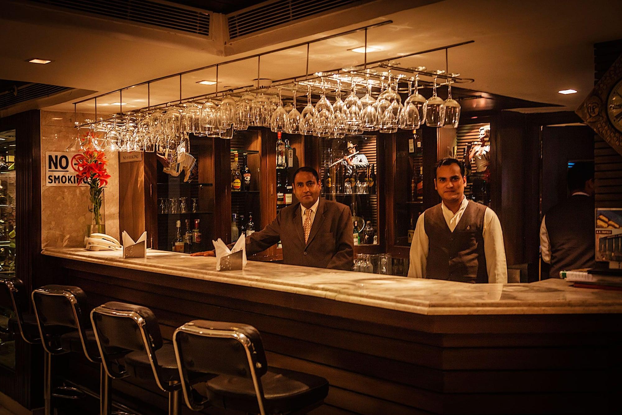 Bar/Salón Hotel Shanti Palace