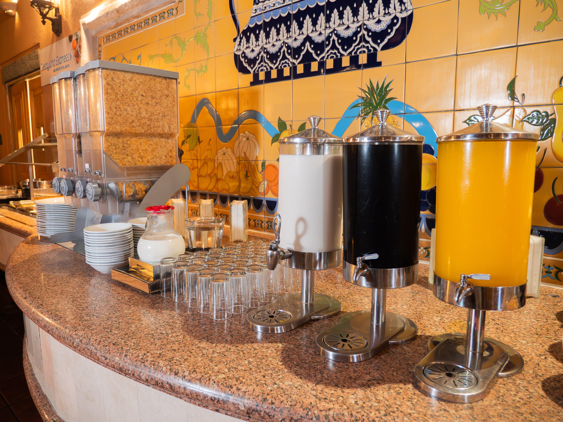 Restaurant Holiday Inn Express Silao Aeropuerto Bajio by IHG