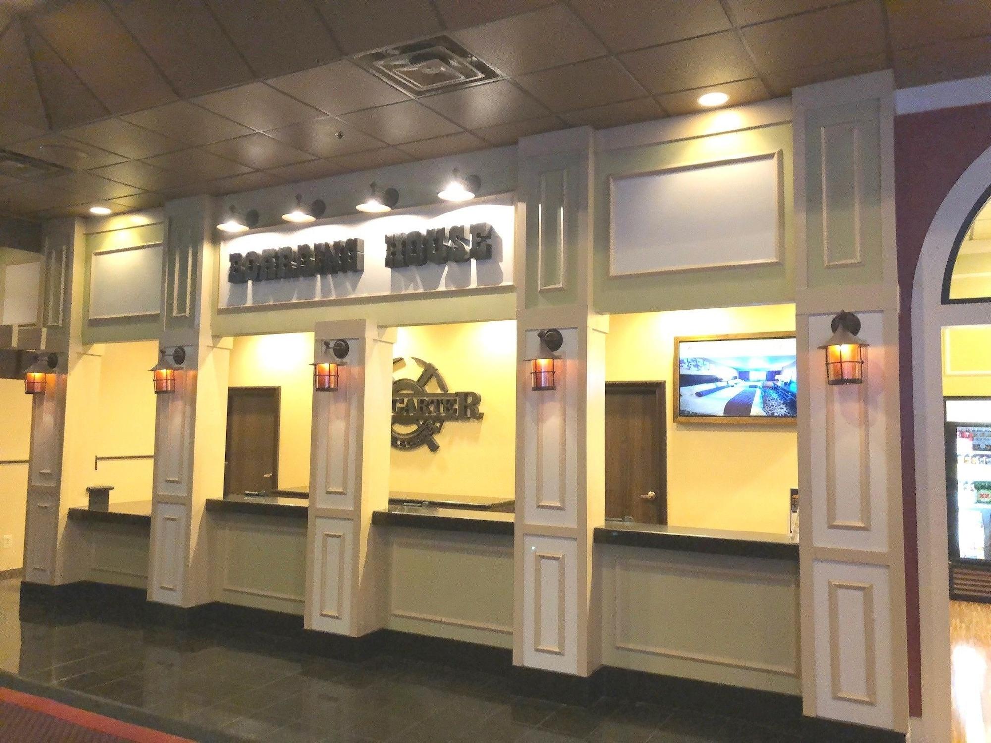 Vista Lobby Red Garter Hotel & Casino by Red Lion Hotels