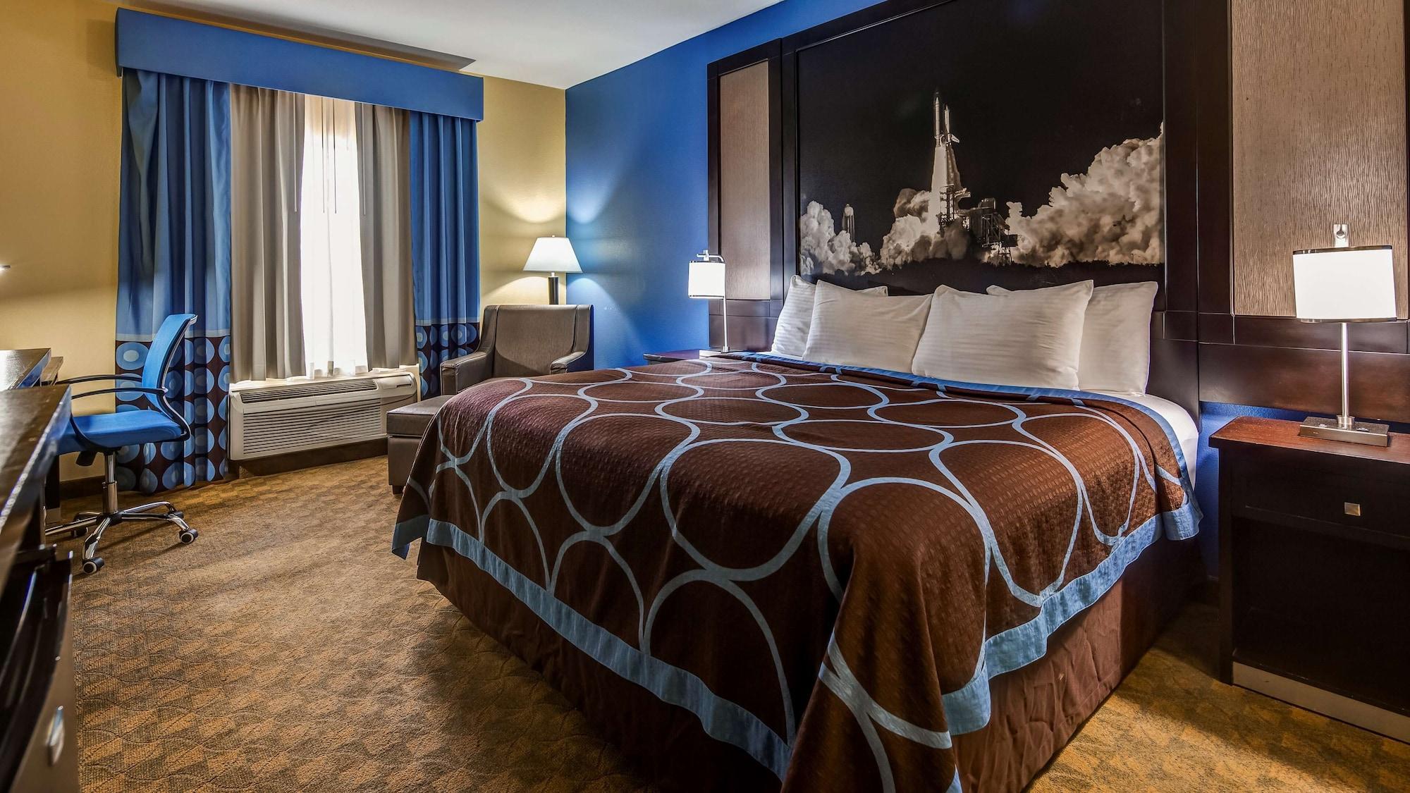 Habitación SureStay Plus Hotel by Best Western Alvin