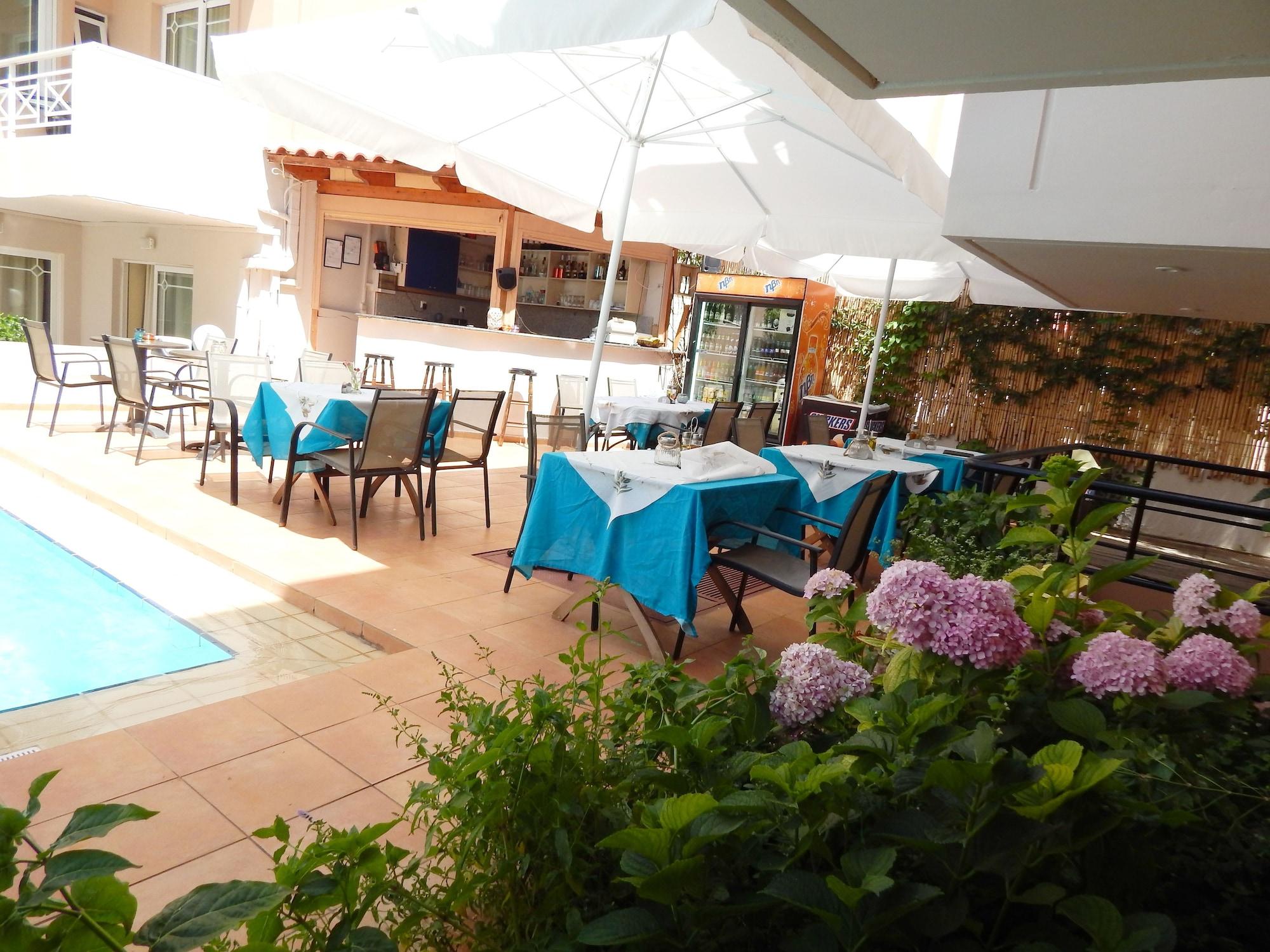 Restaurant Apollon Studios & Apartments