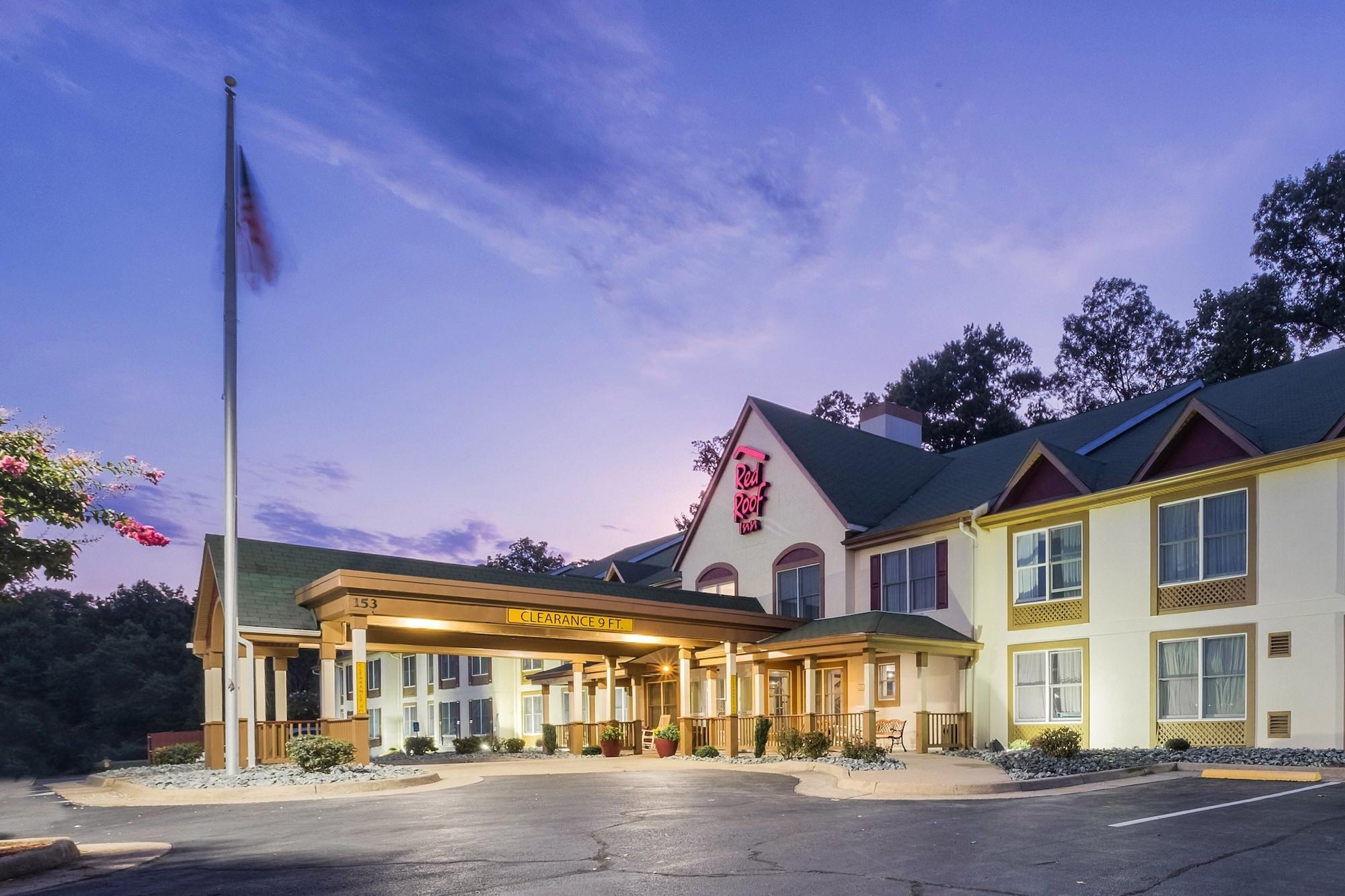 Vista Exterior Red Roof Inn & Suites Stafford, VA