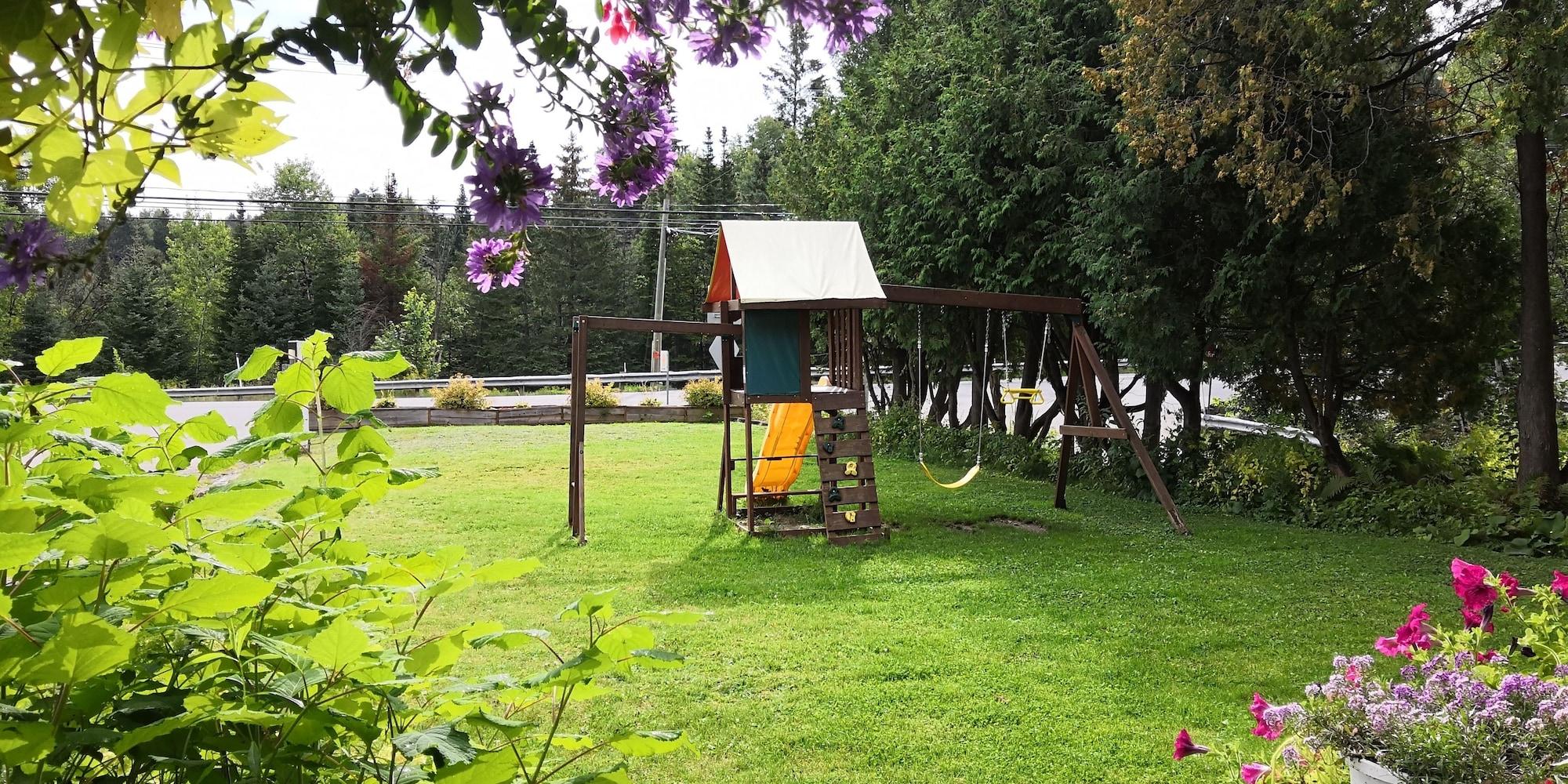 Vista Exterior Motel des Pays d'en Haut