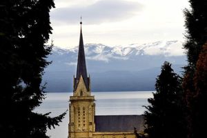 Alojamiento - Hotel 7 Lagos