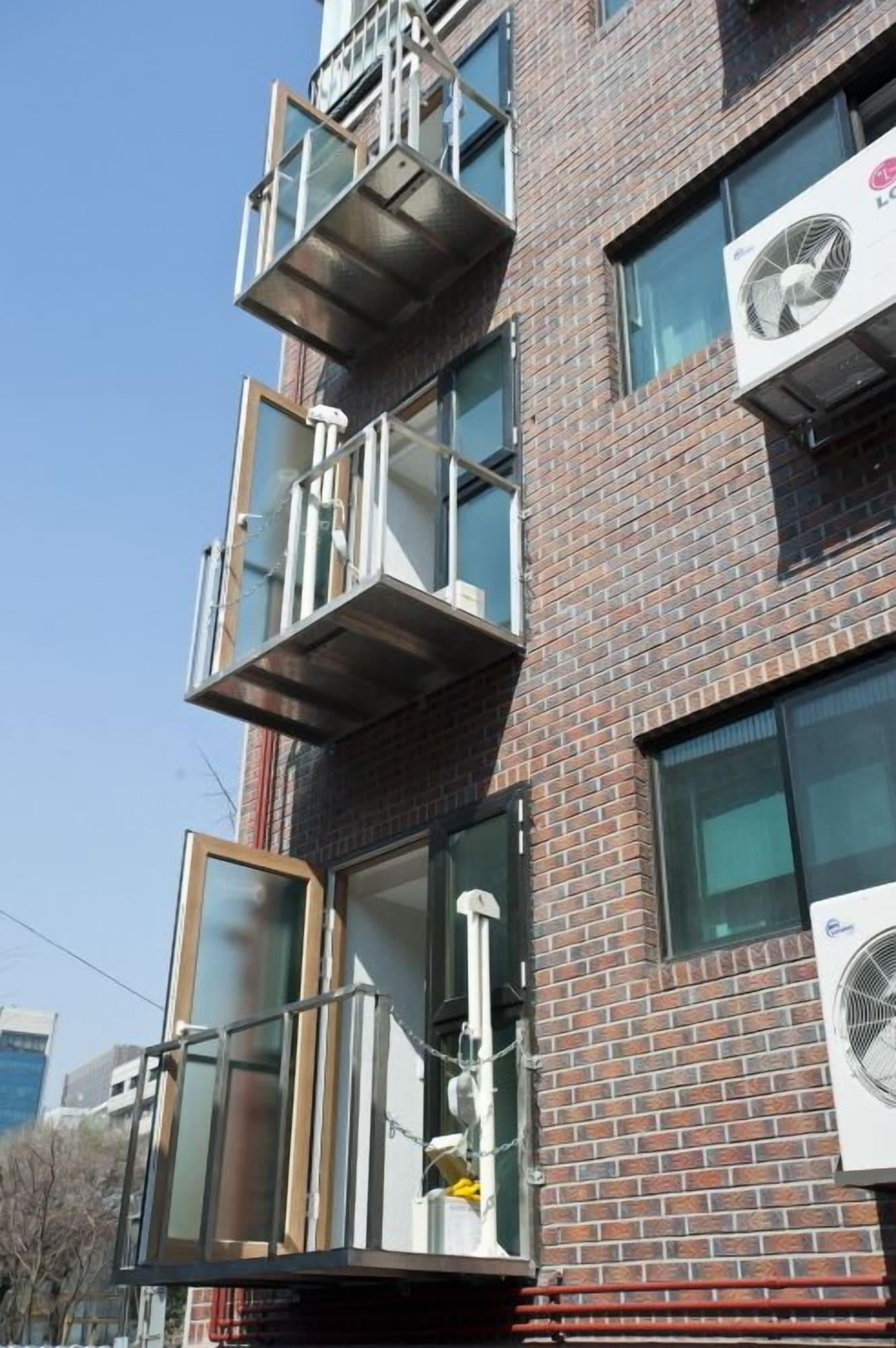 Vista Exterior Myeongdong ECO House