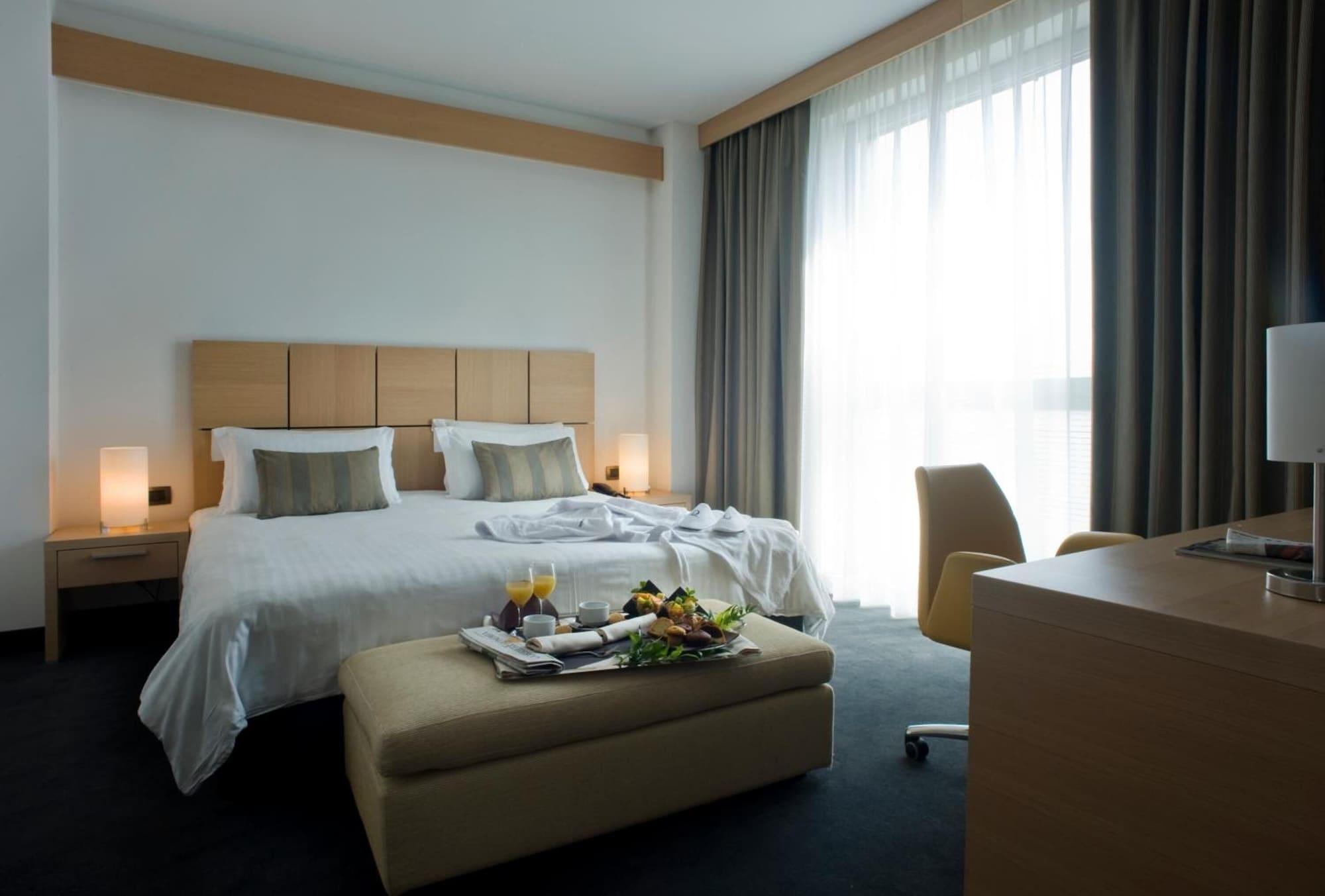 Habitación Domina Milano Fiera
