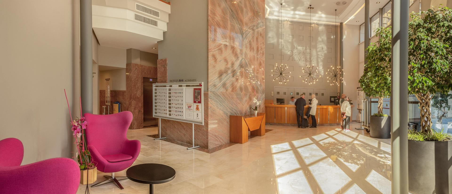 Vista Lobby Hotel RH Princesa