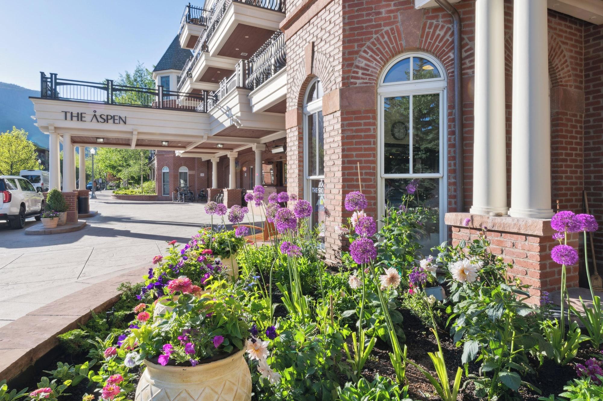 Vista Exterior The Aspen Mountain Residences