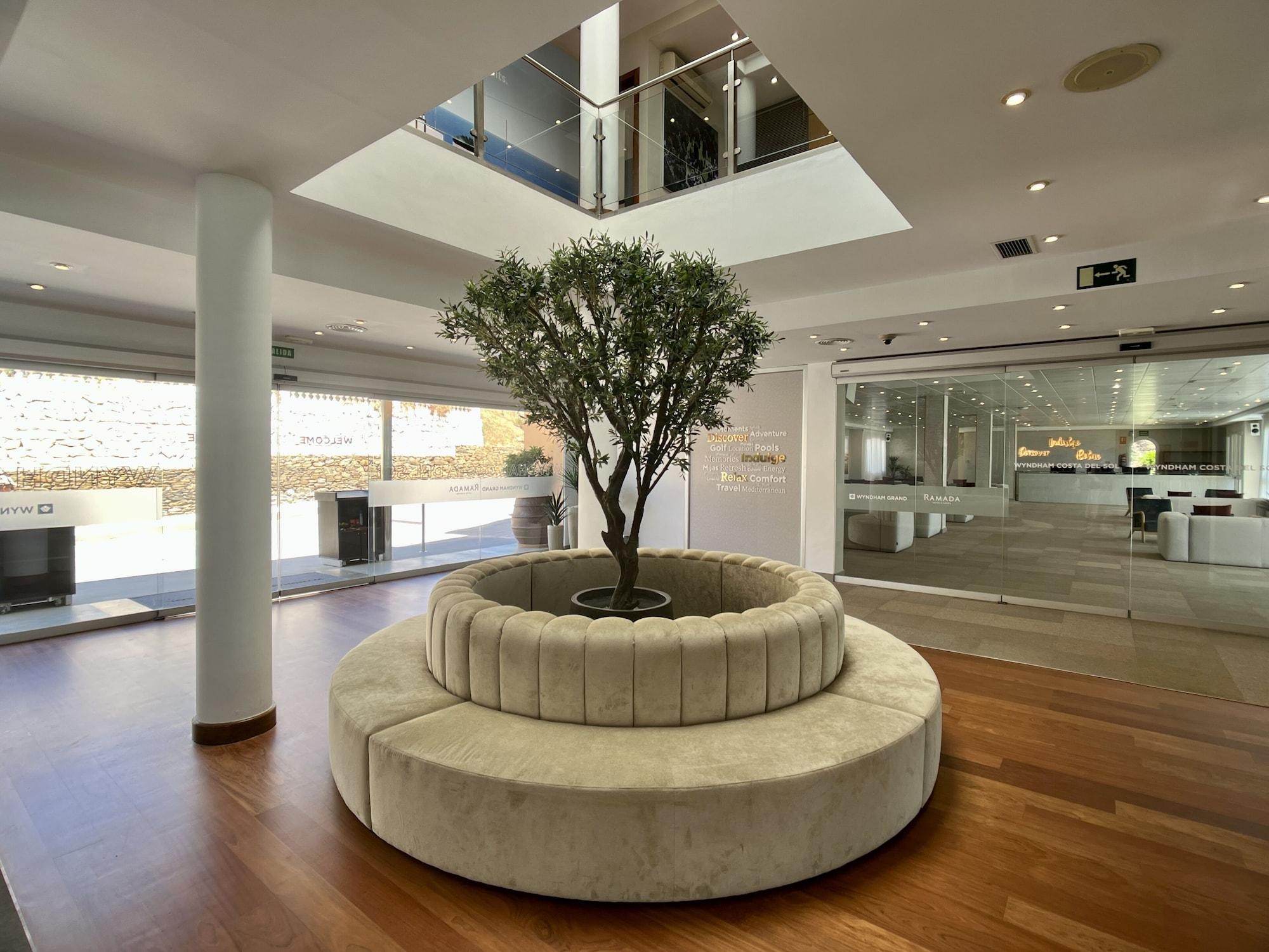 Vista Lobby Wyndham Grand Costa del Sol