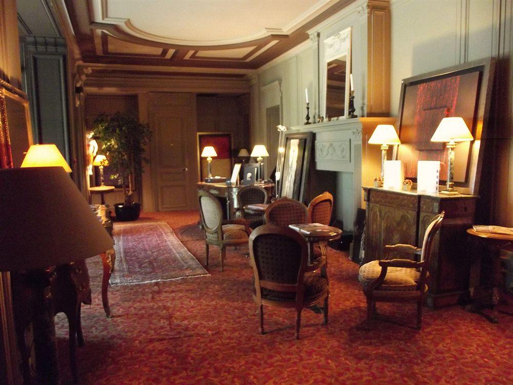 Vista Lobby Le Manoir Des Ducs