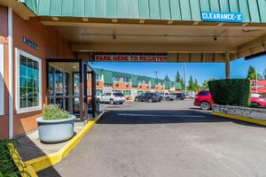 Alojamiento - Rodeway Inn & Suites Hwy 217 & 26 W