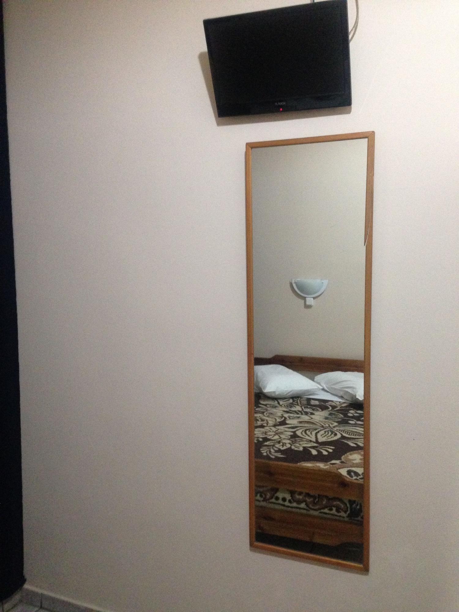 Set de Habitación Ikaros Hotel